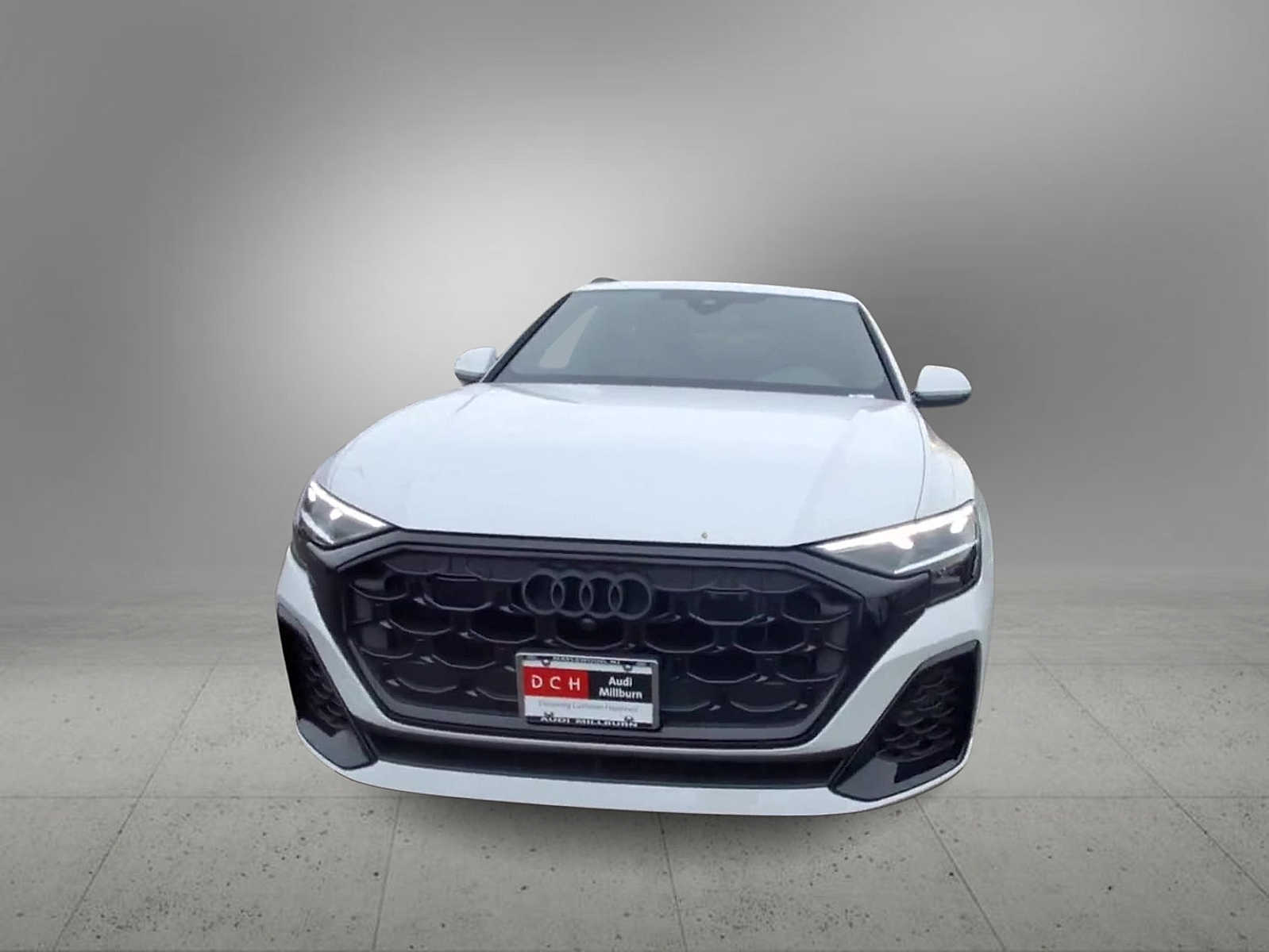 Thumbnail: 2026 Audi Q8 - 3