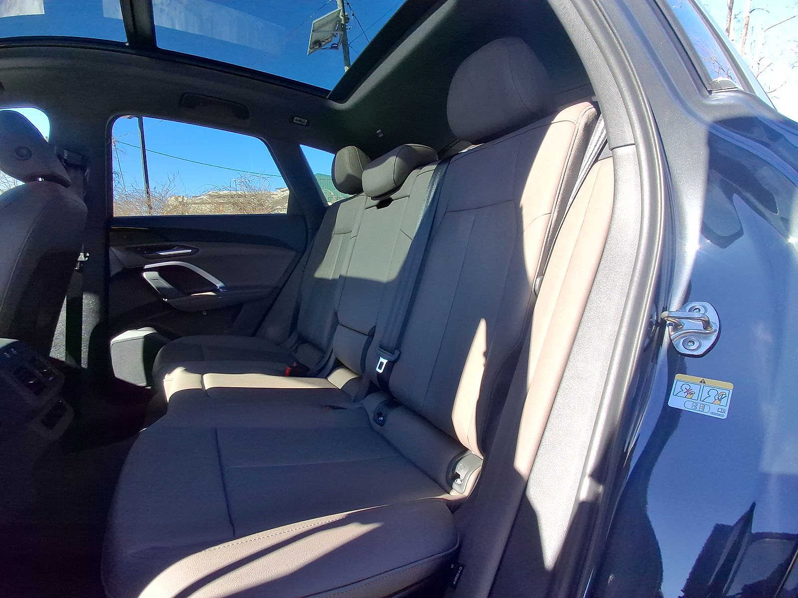 Thumbnail: 2025 Audi Q5 - 20