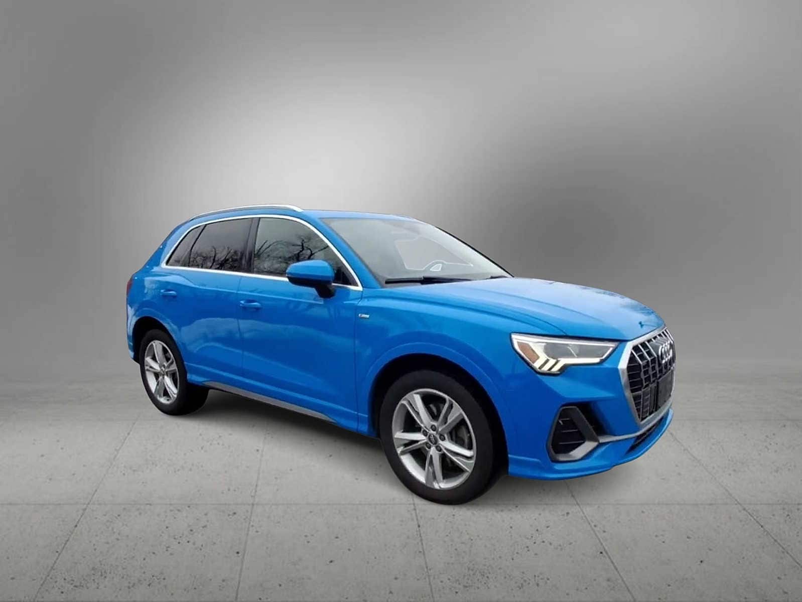 Thumbnail: 2020 Audi Q3 - 2