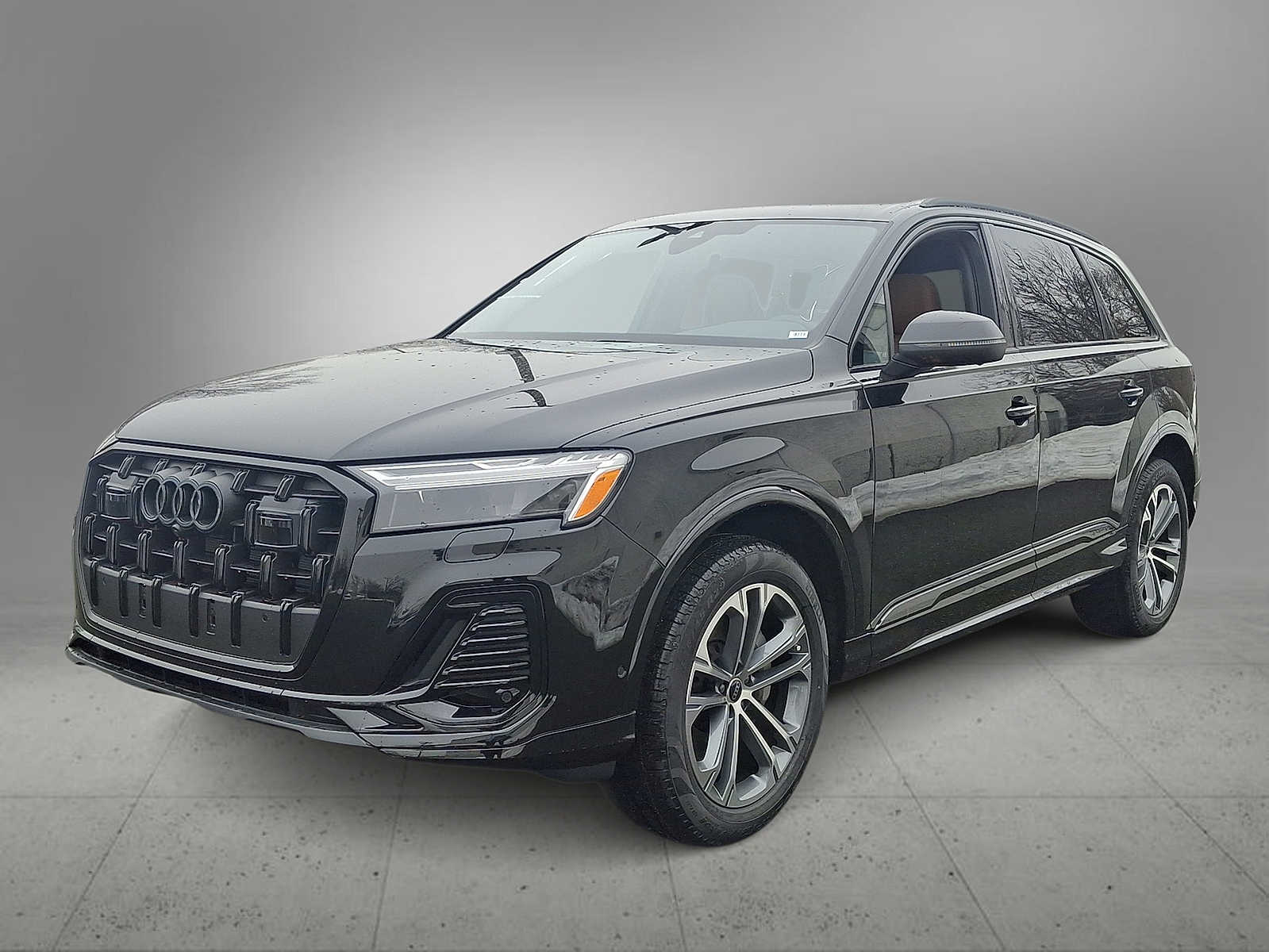 Thumbnail: 2026 Audi Q7 - 1