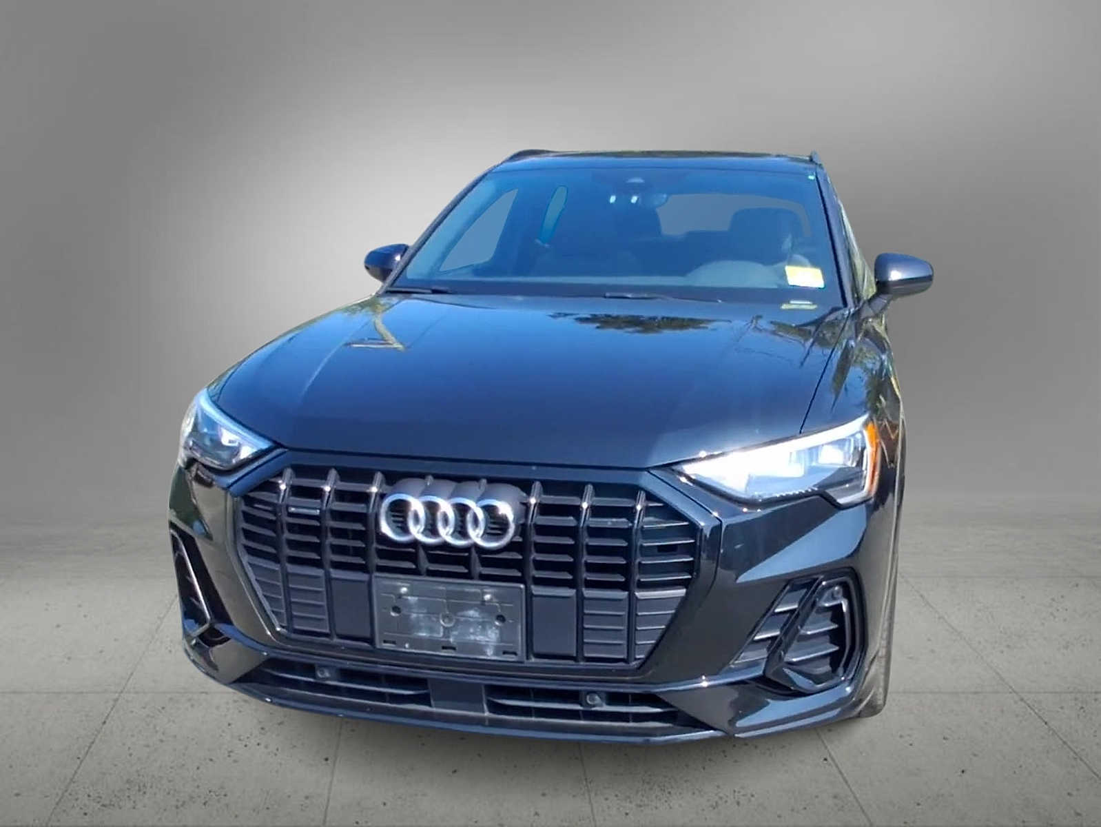Thumbnail: 2021 Audi Q3 - 3