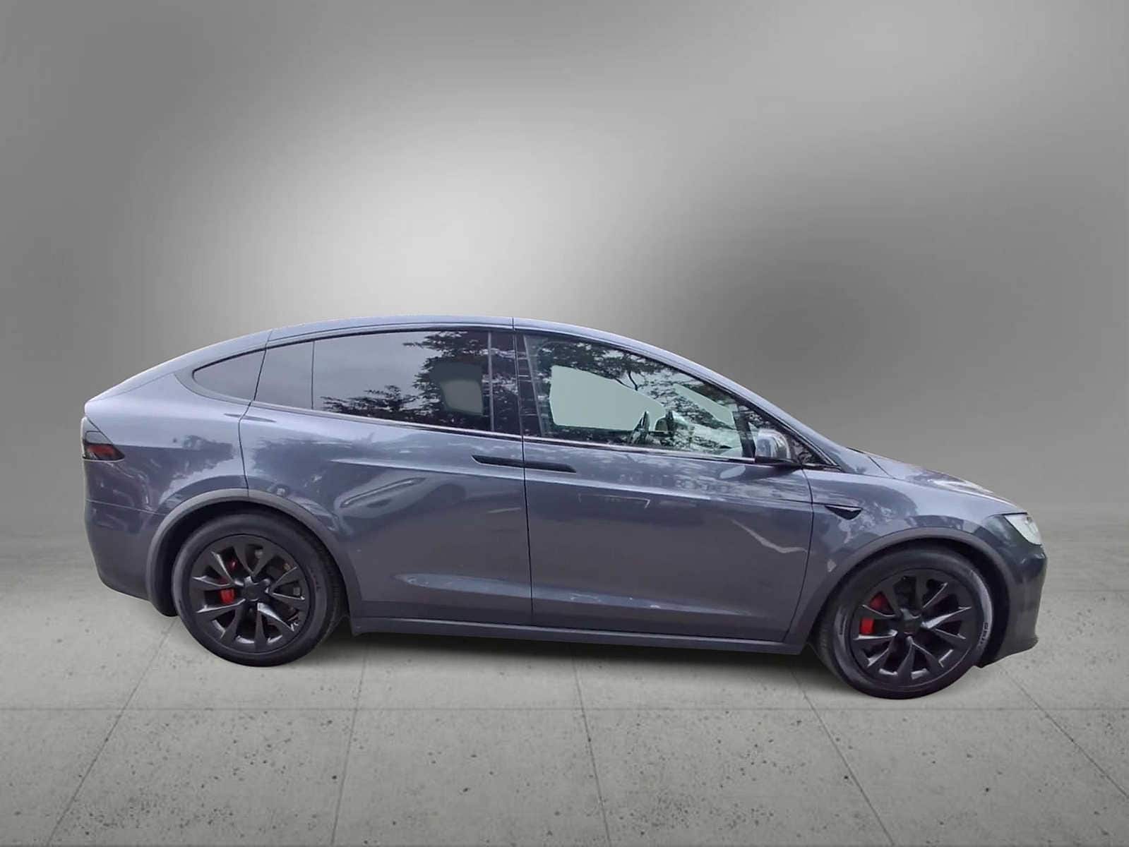 Thumbnail: 2023 Tesla Model X - 9