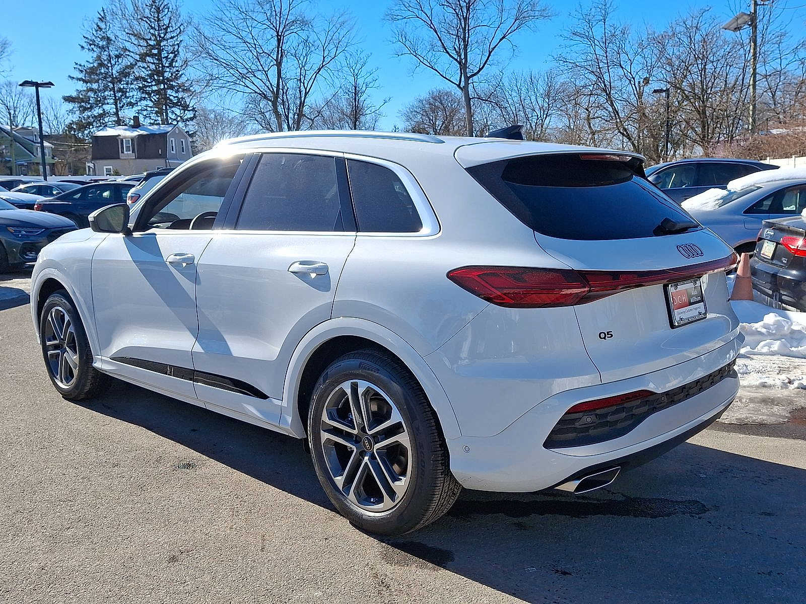 Thumbnail: 2025 Audi Q5 - 4