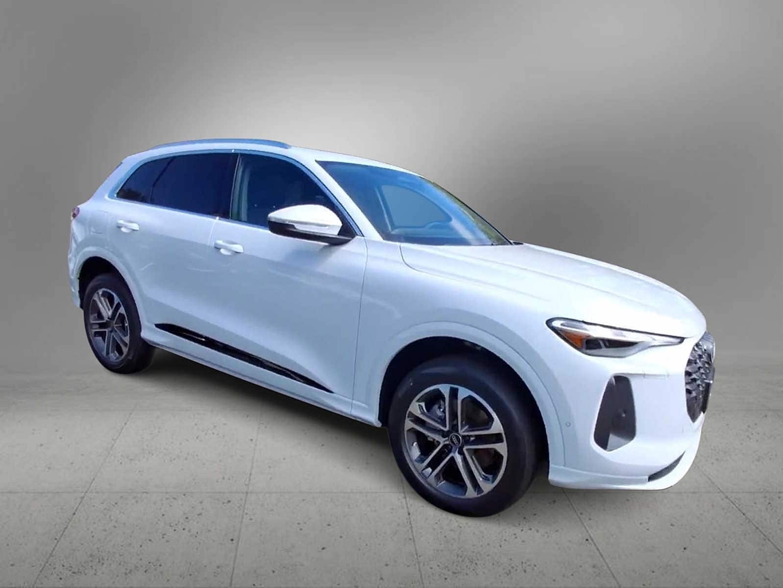 Thumbnail: 2025 Audi Q5 - 2