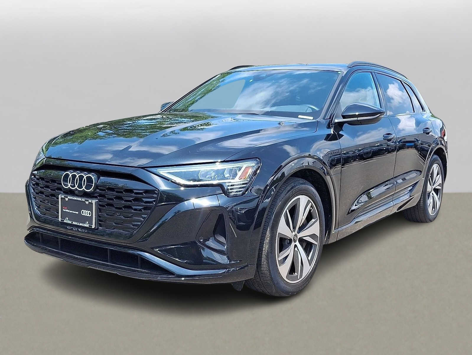 2024 Audi Q8 e-tron Premium -
                  Maplewood, NJ