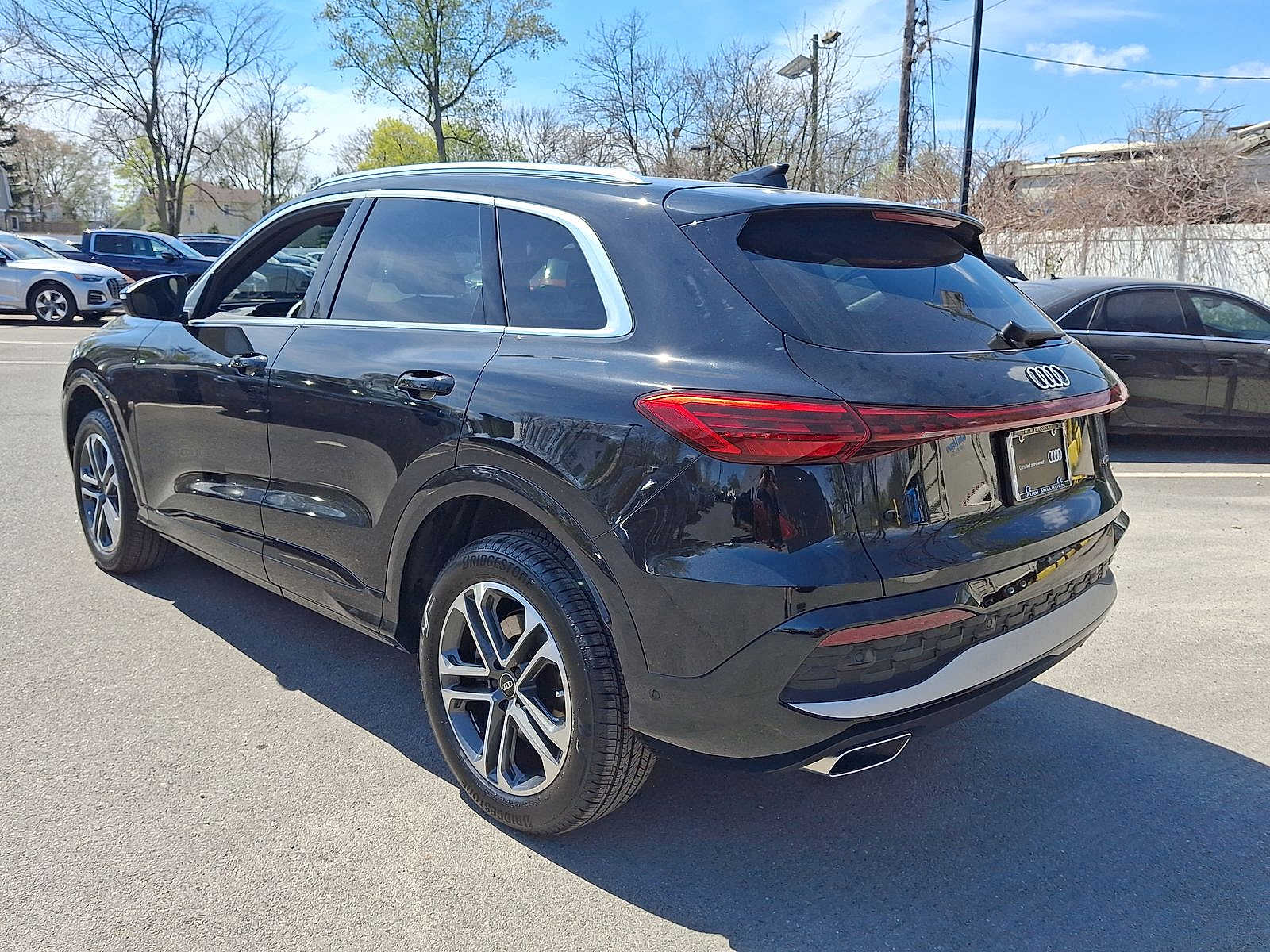 Thumbnail: 2025 Audi Q5 - 22