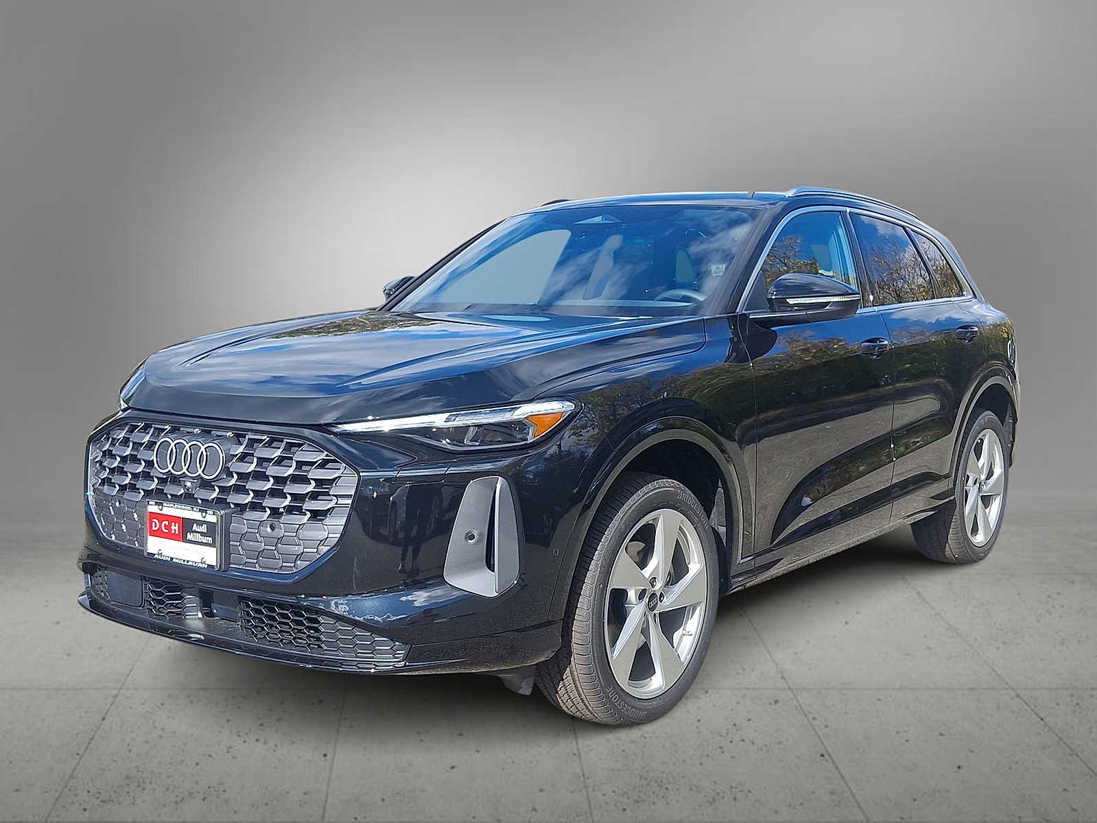 Thumbnail: 2025 Audi Q5 - 1
