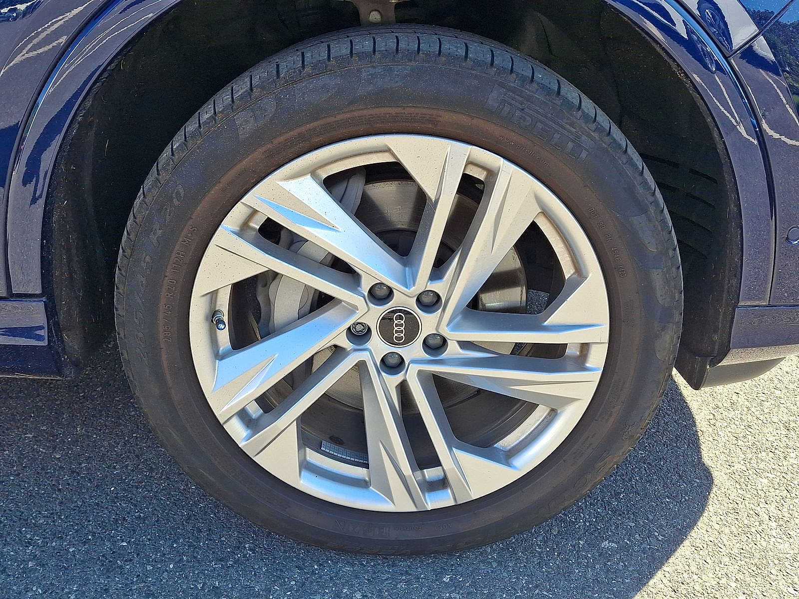 Thumbnail: 2023 Audi Q7 - 32