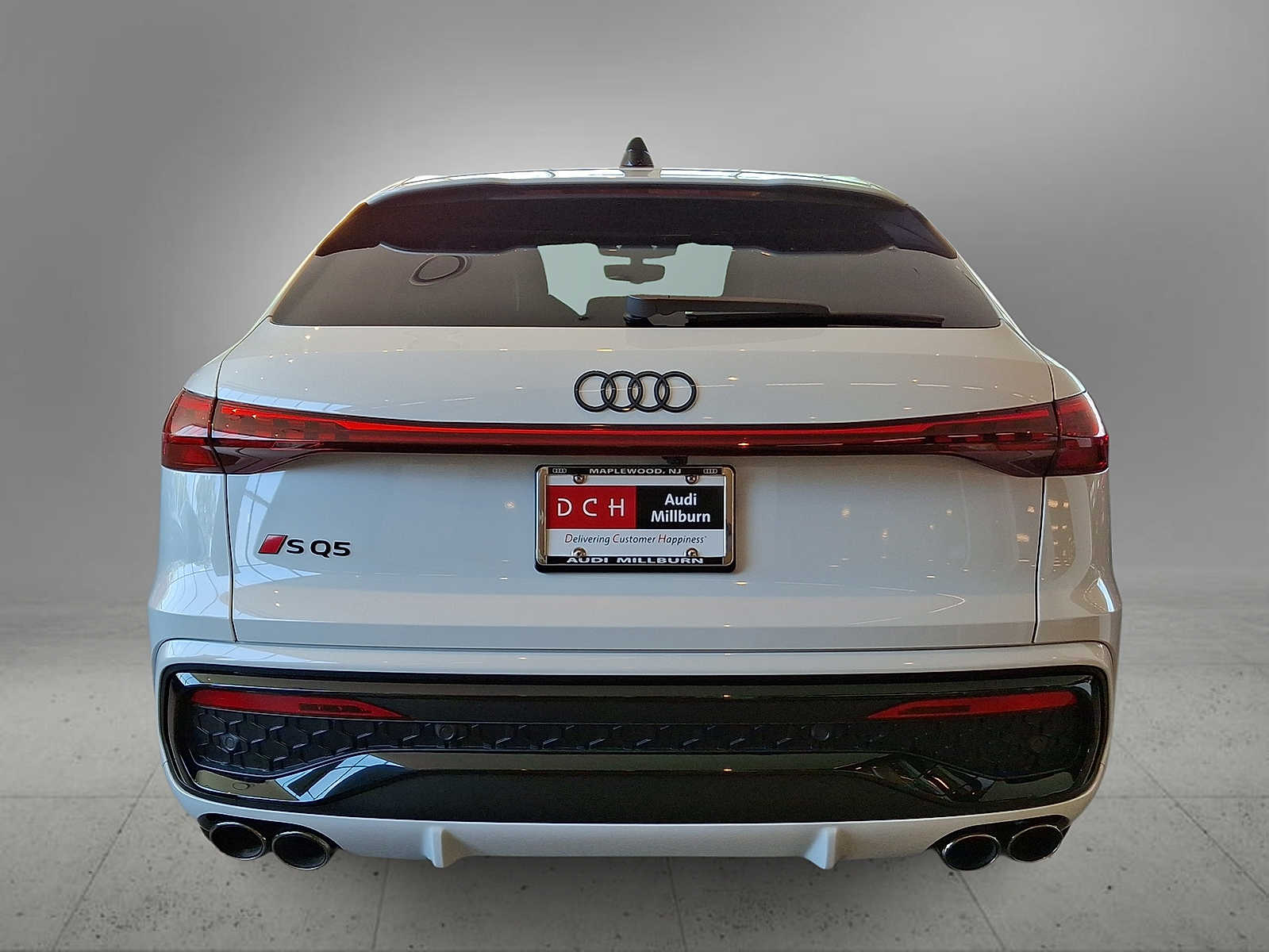 Thumbnail: 2026 Audi SQ5 - 7