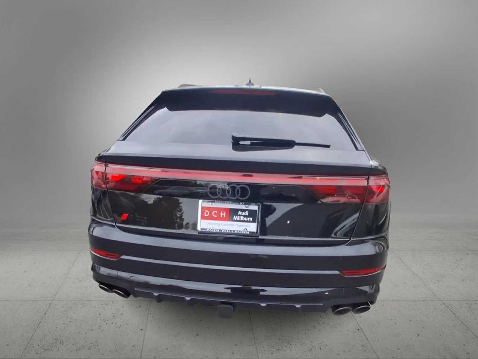 Thumbnail: 2026 Audi SQ8 - 7