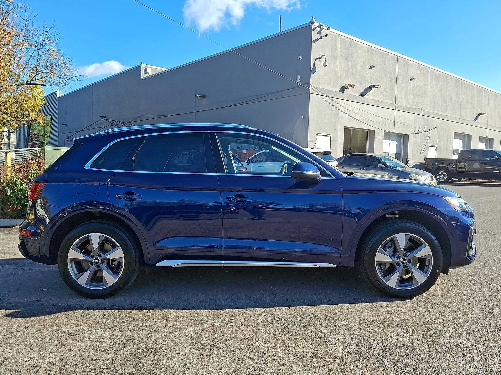 Thumbnail: 2023 Audi Q5 - 26
