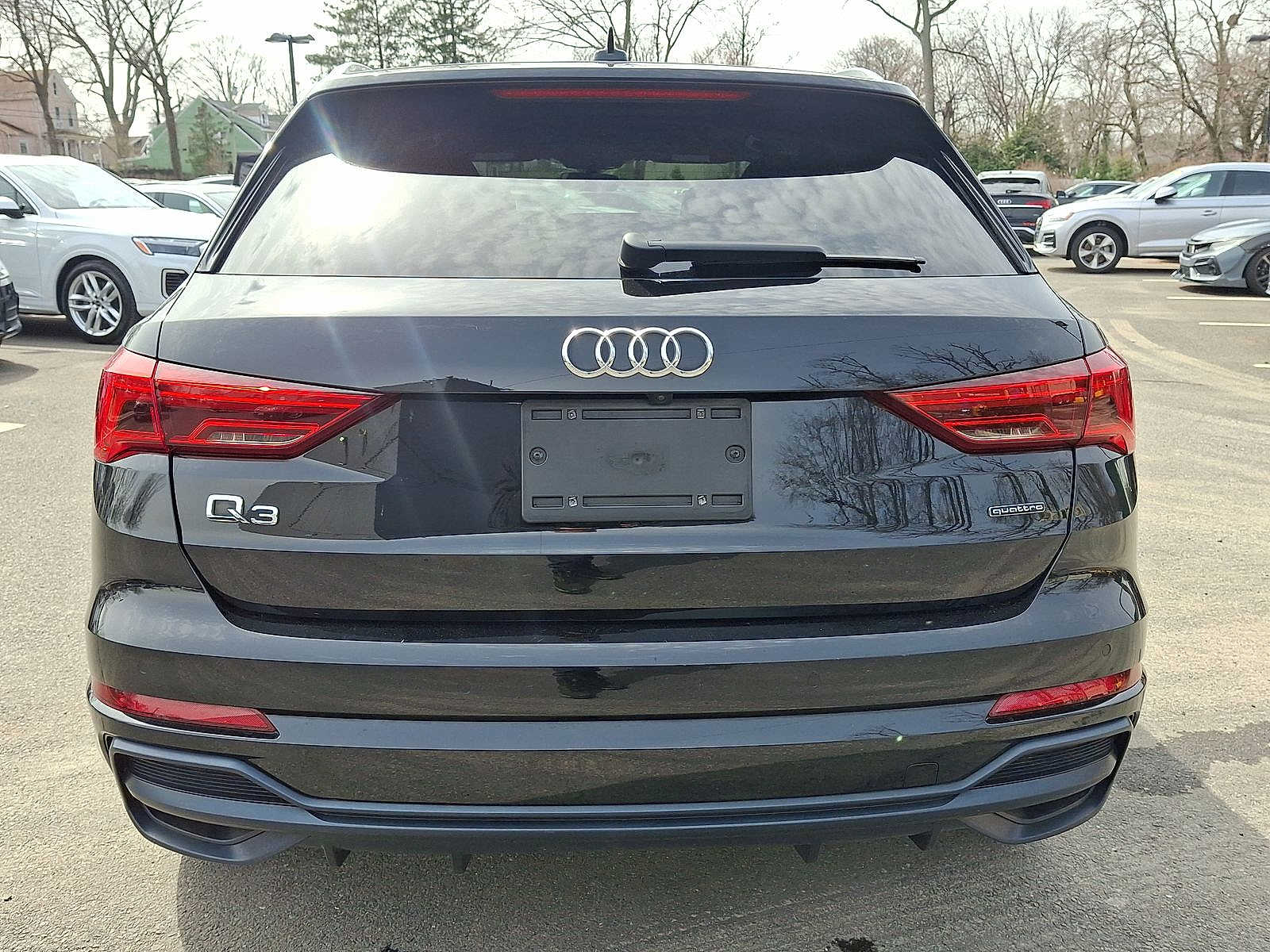 Thumbnail: 2021 Audi Q3 - 23