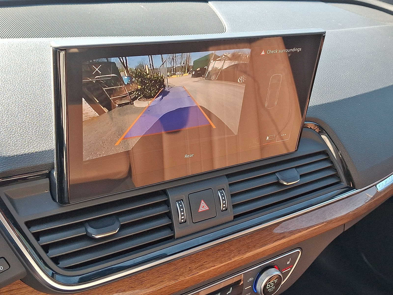 Thumbnail: 2023 Audi Q5 - 15