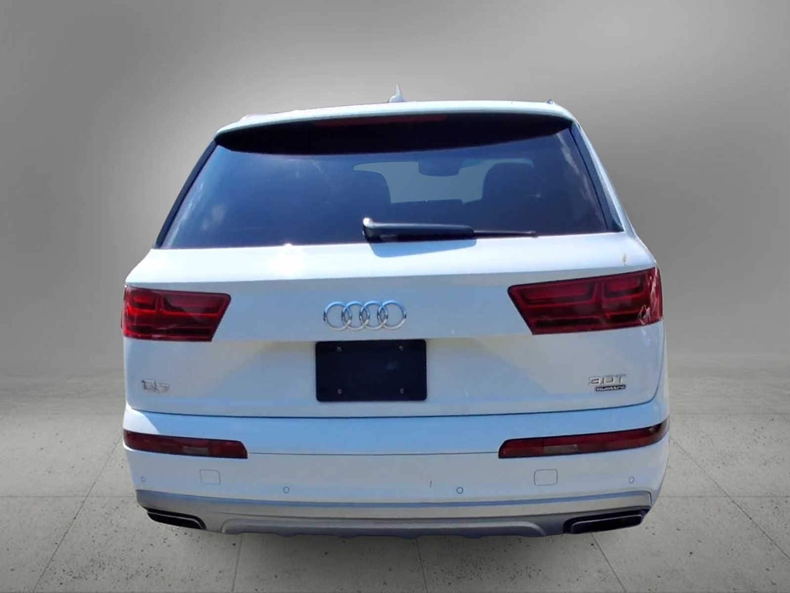 Thumbnail: 2017 Audi Q7 - 7