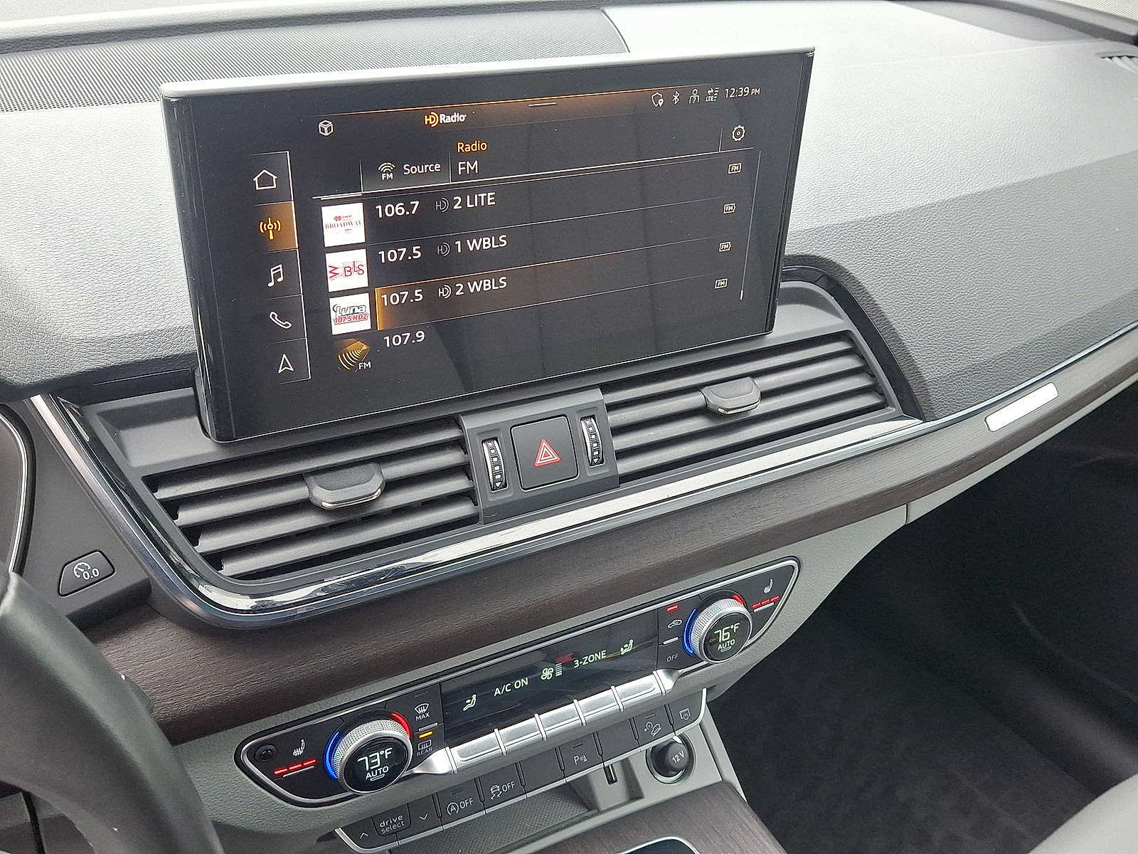 Thumbnail: 2022 Audi Q5 - 14