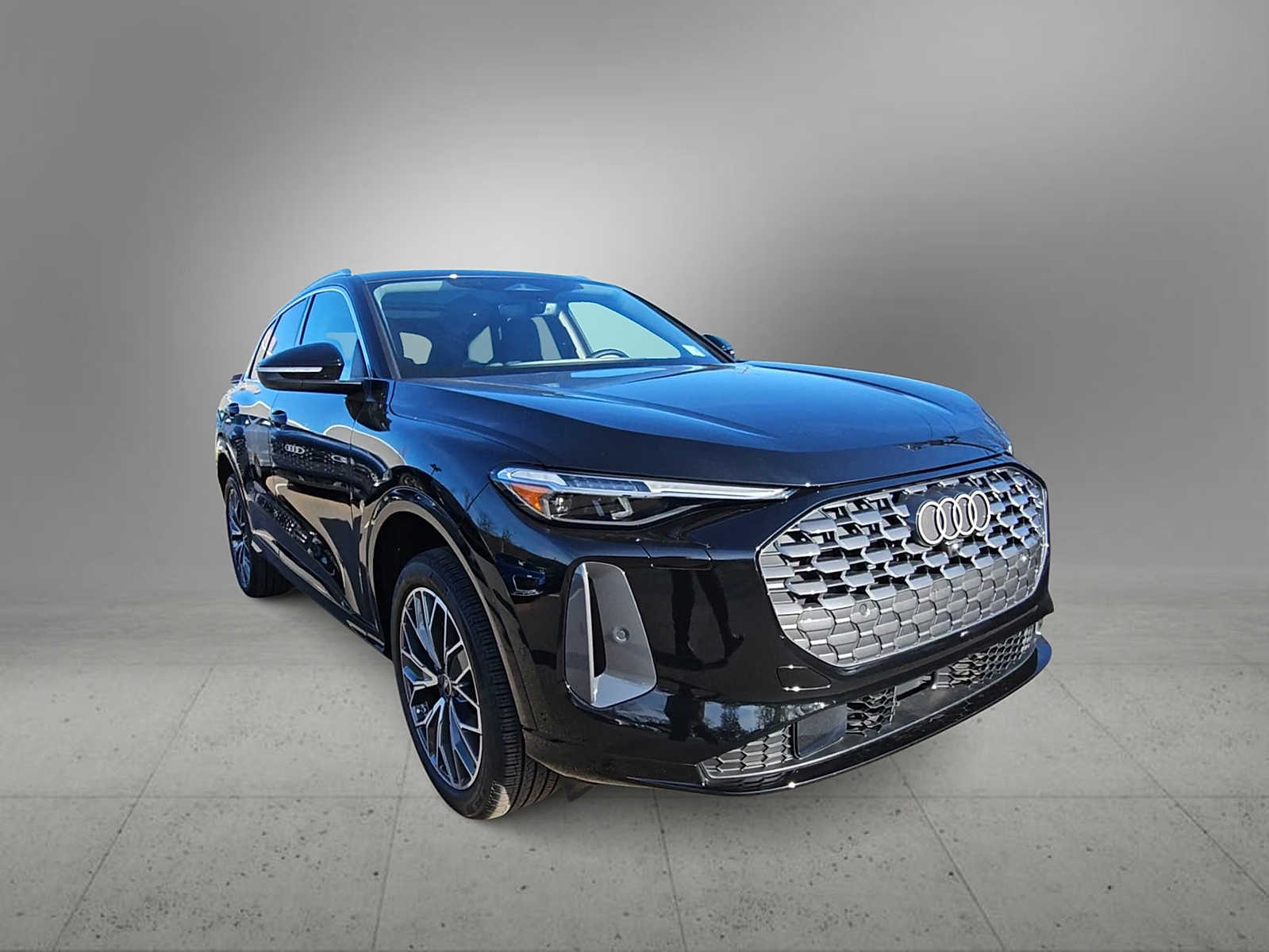 Thumbnail: 2025 Audi Q5 - 2