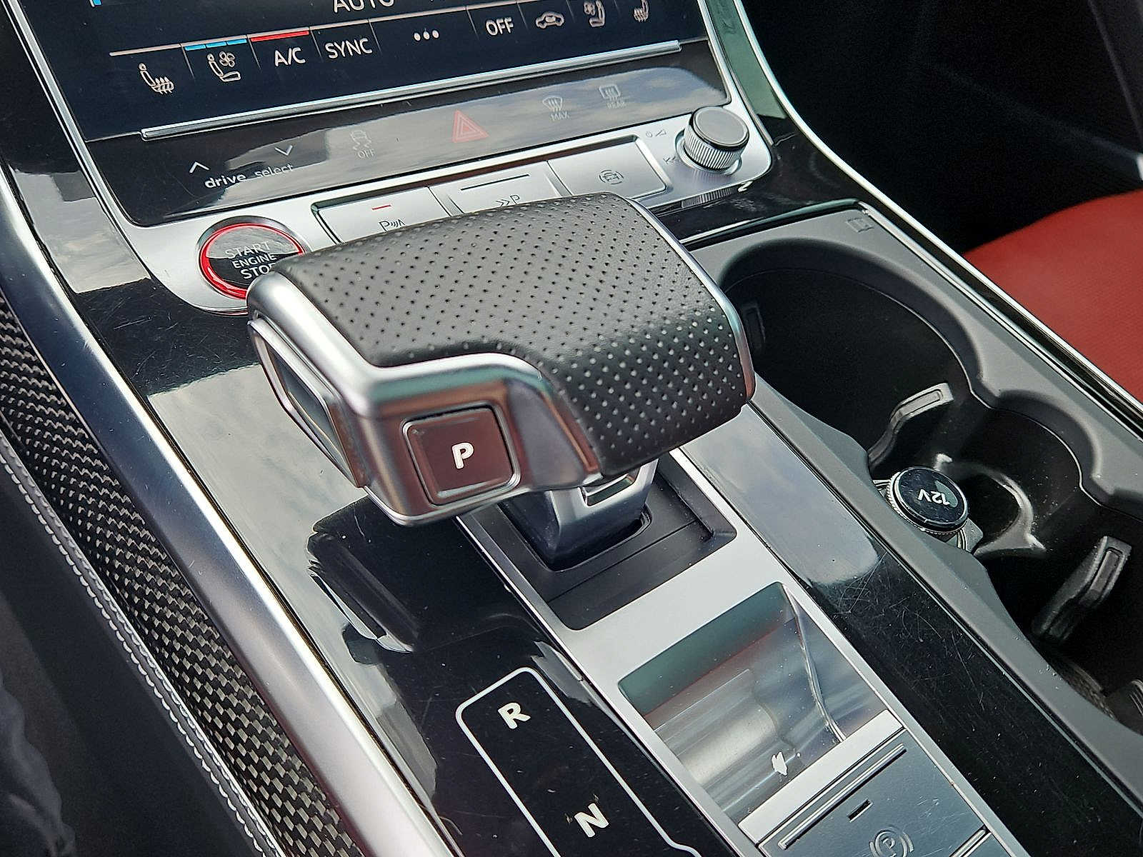 Thumbnail: 2023 Audi SQ8 - 12