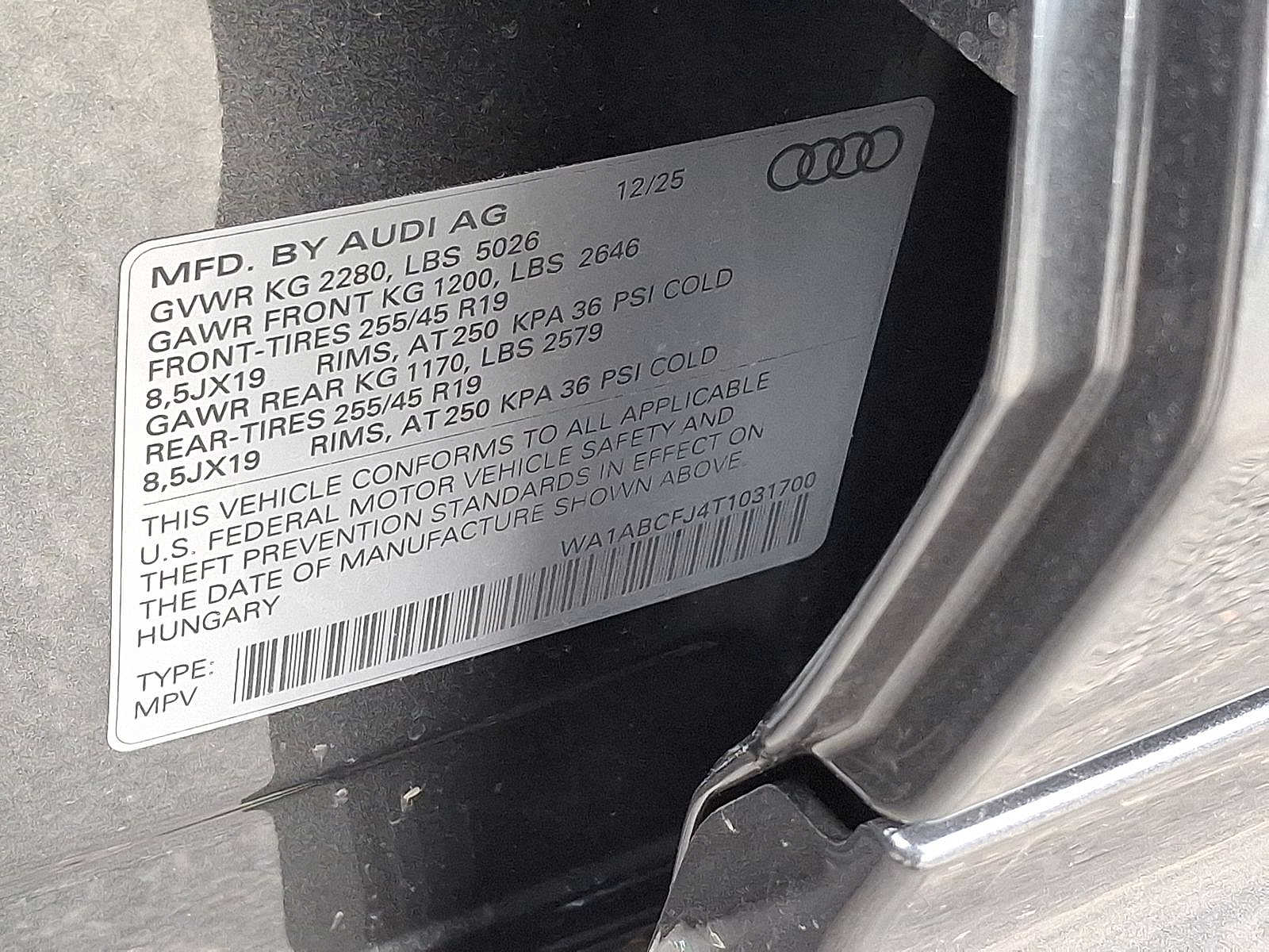 Thumbnail: 2026 Audi Q3 - 18