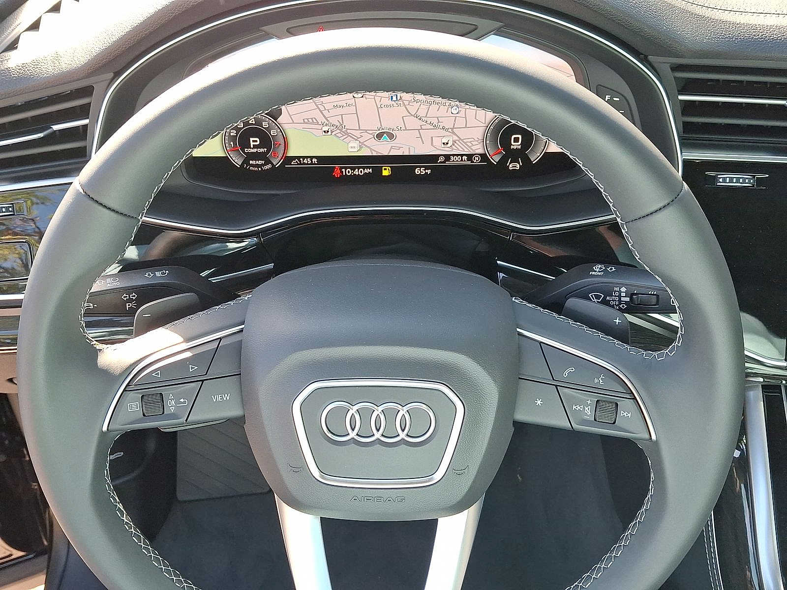 Thumbnail: 2025 Audi Q8 - 17