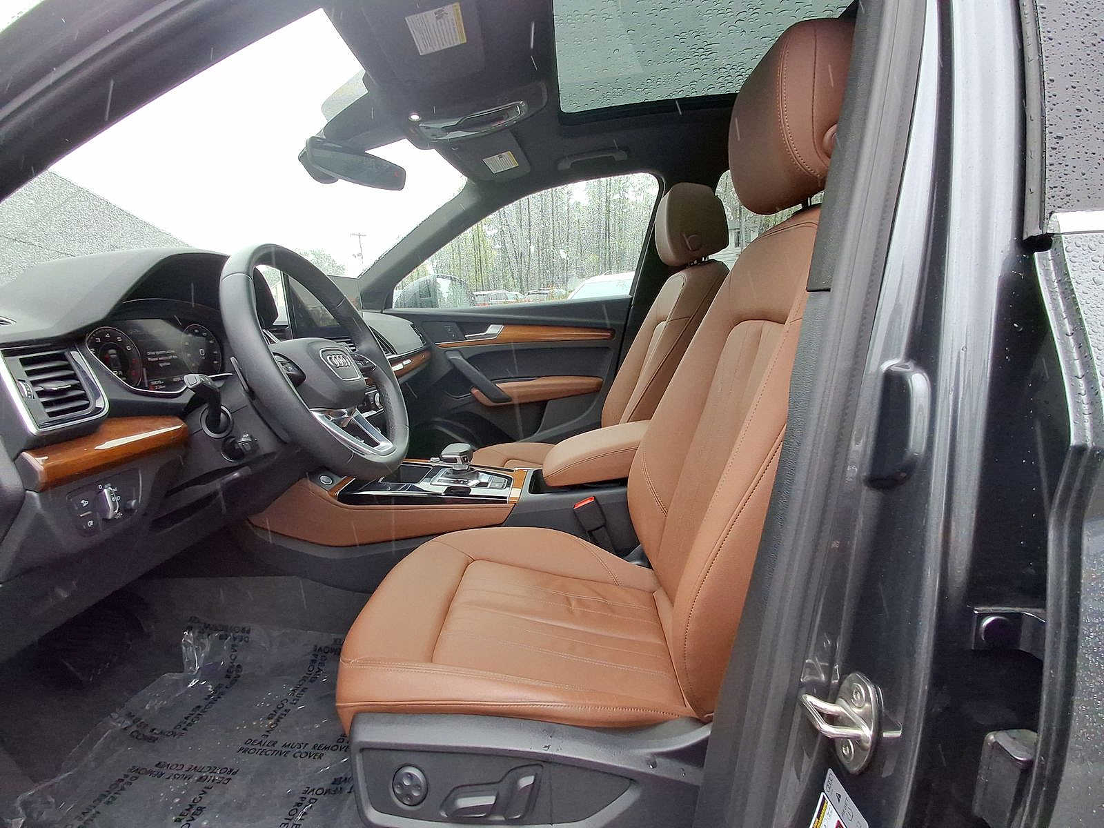 Thumbnail: 2022 Audi Q5 - 11