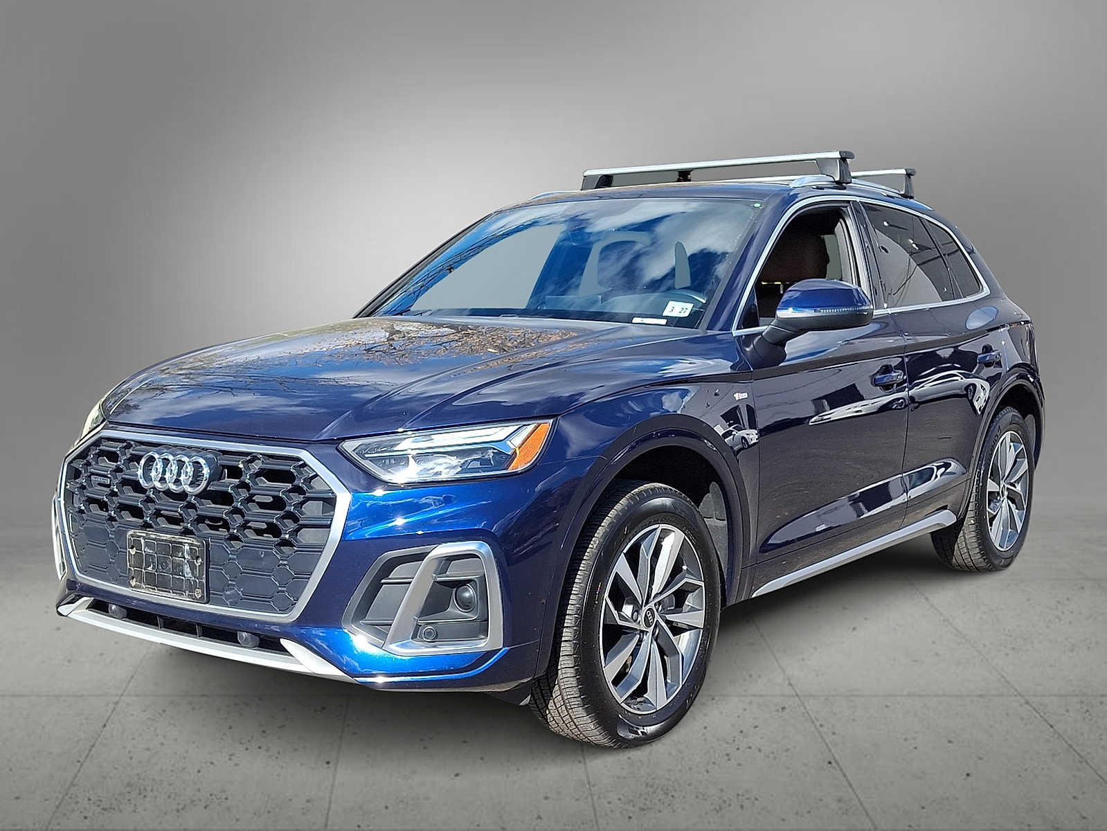 Thumbnail: 2022 Audi Q5 - 1