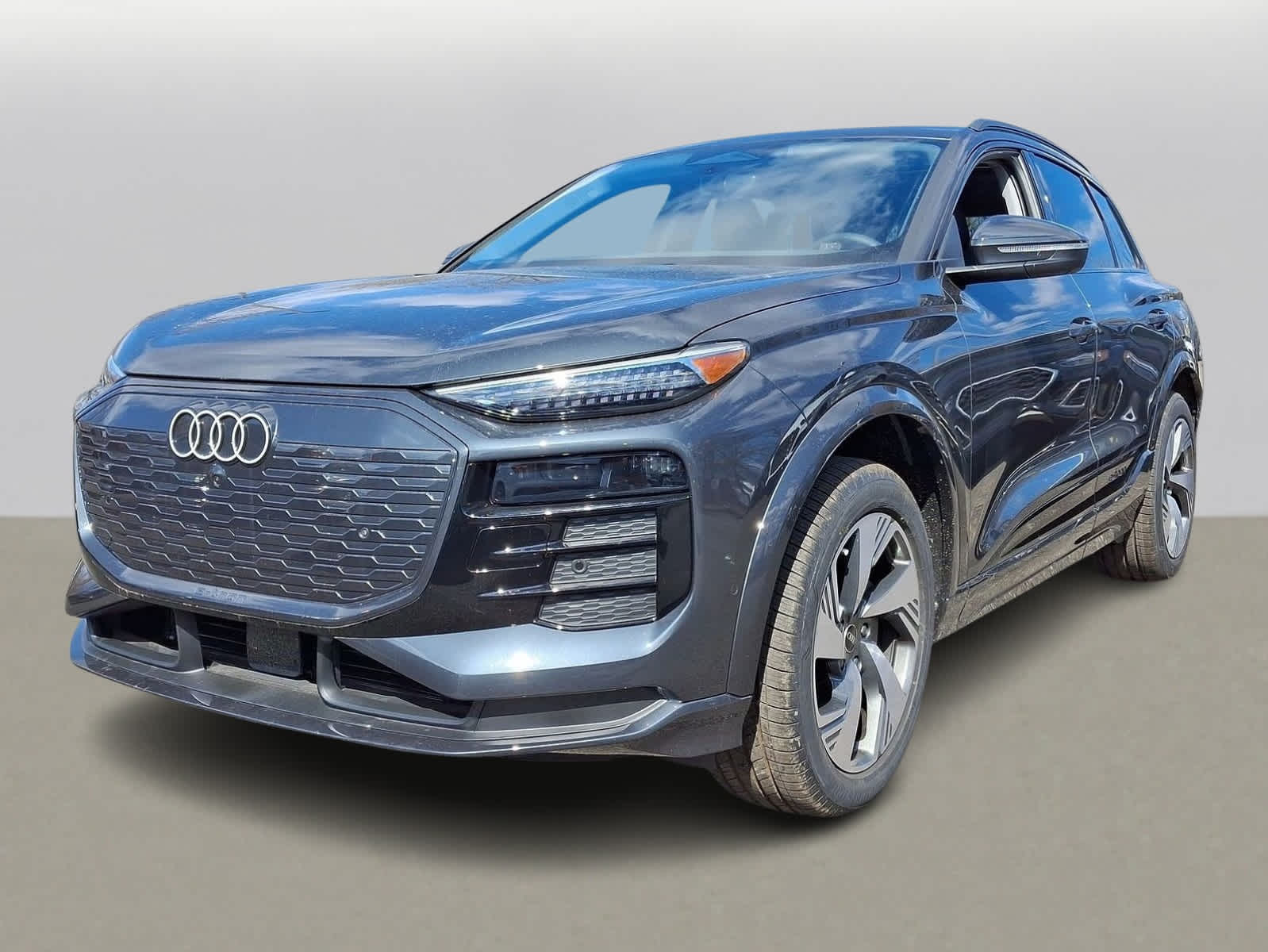 2025 Audi Q6 e-tron Premium Plus -
                  Maplewood, NJ