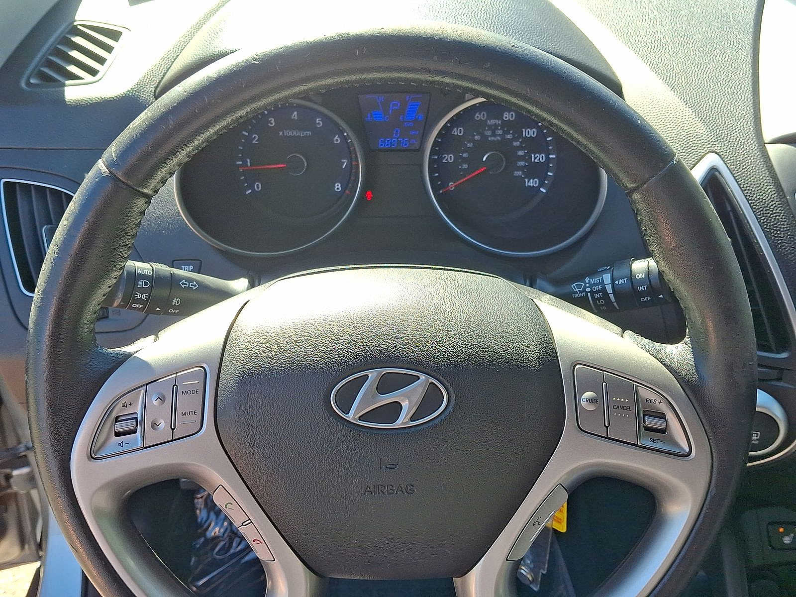 Thumbnail: 2013 Hyundai Tucson - 16