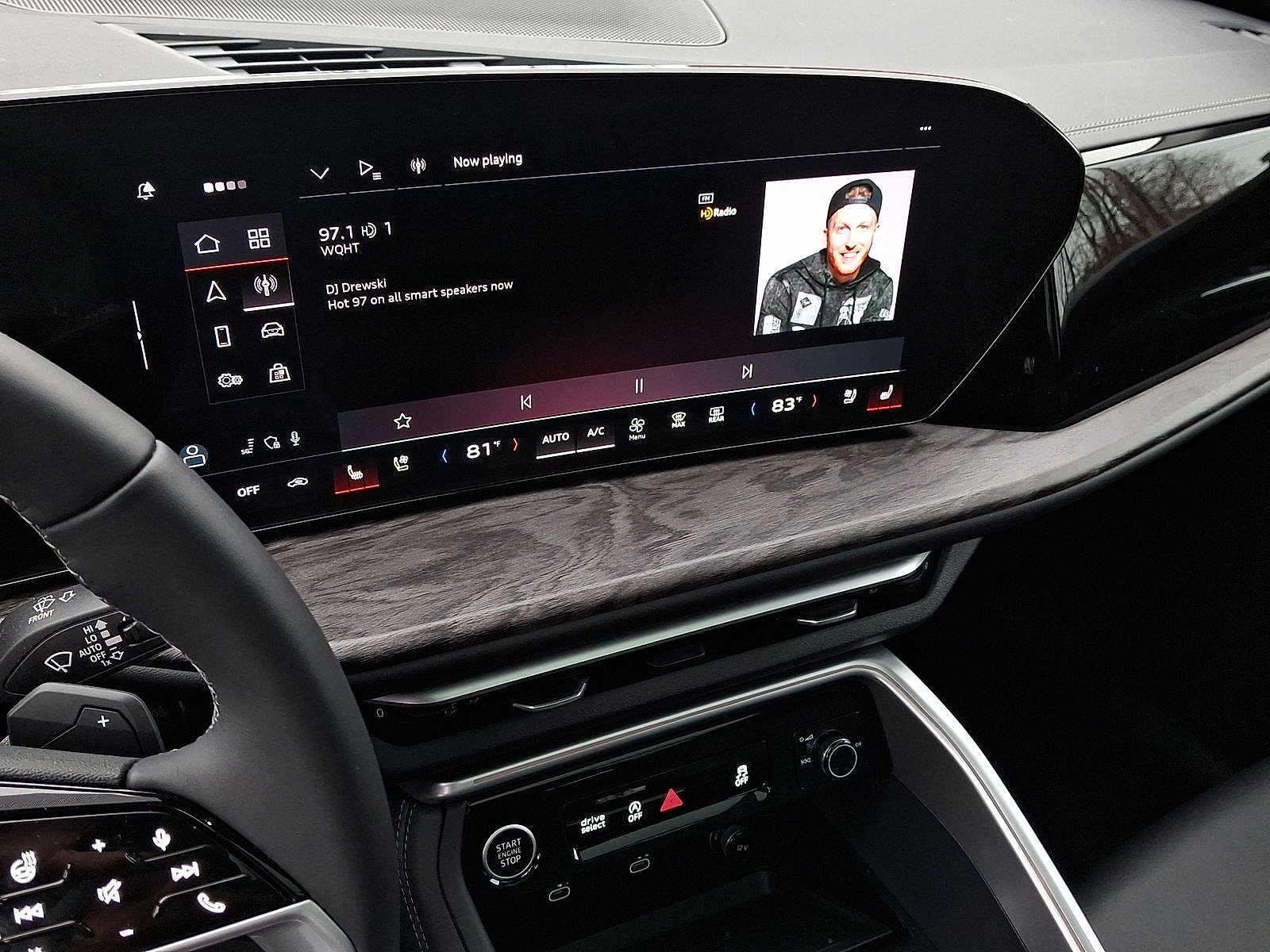 Thumbnail: 2025 Audi Q5 - 13