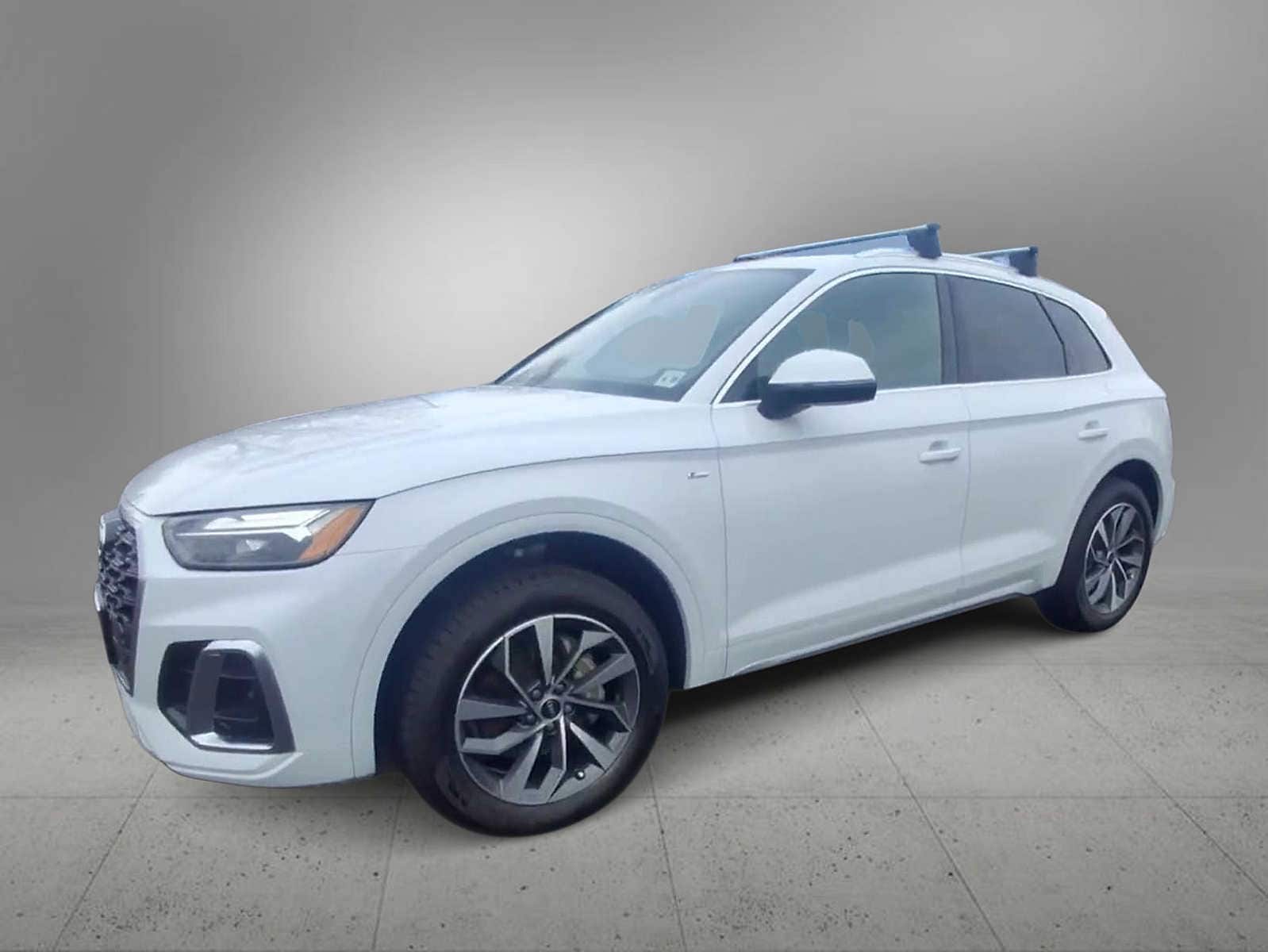 Thumbnail: 2023 Audi Q5 - 4