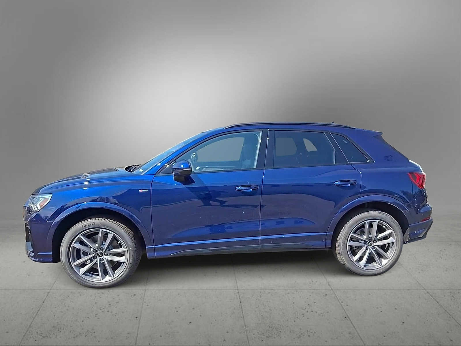 Thumbnail: 2025 Audi Q3 - 9