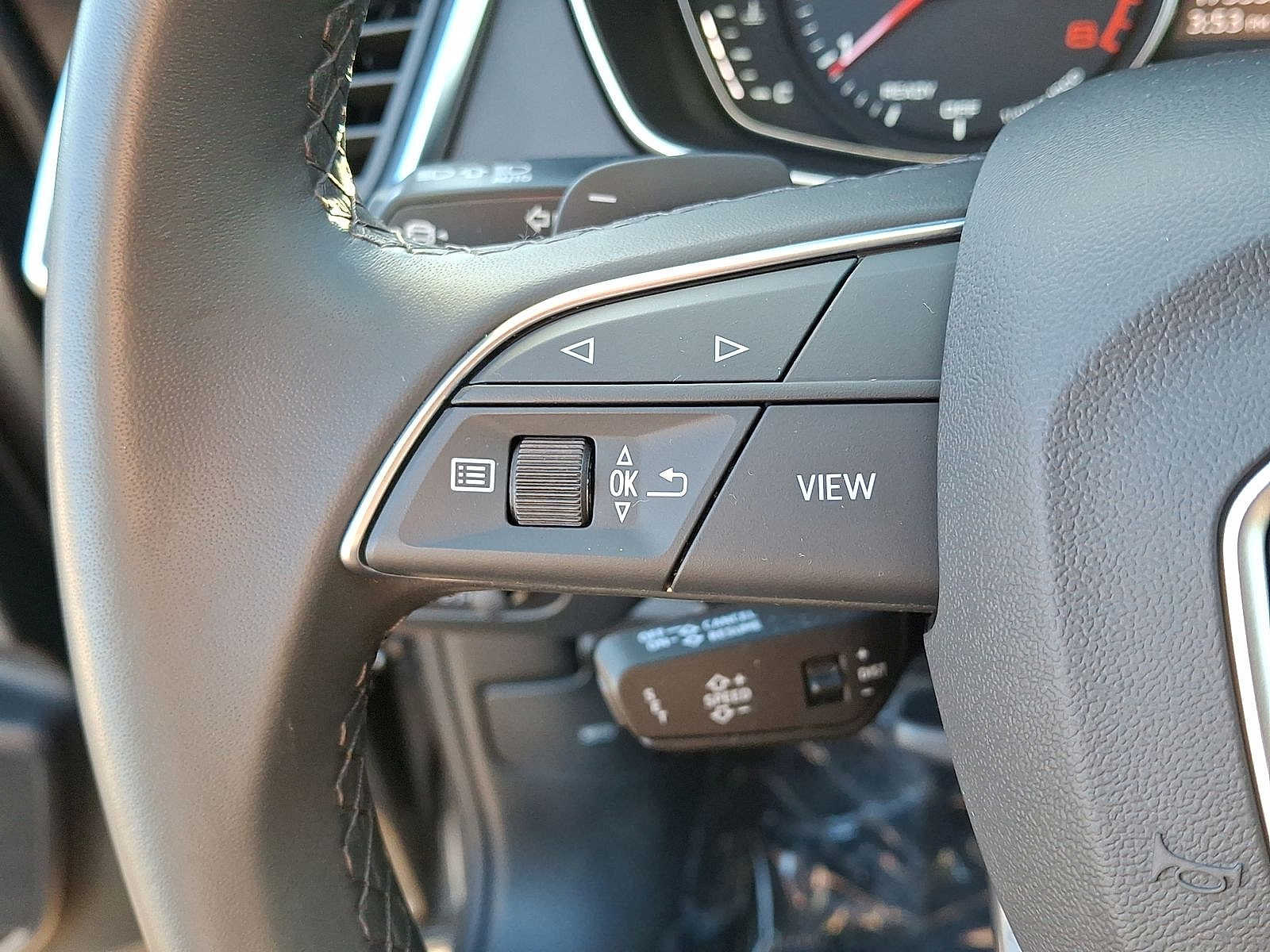 Thumbnail: 2023 Audi Q5 - 17