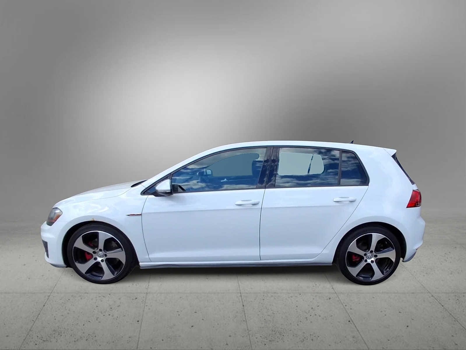 Thumbnail: 2015 Volkswagen Golf - 5
