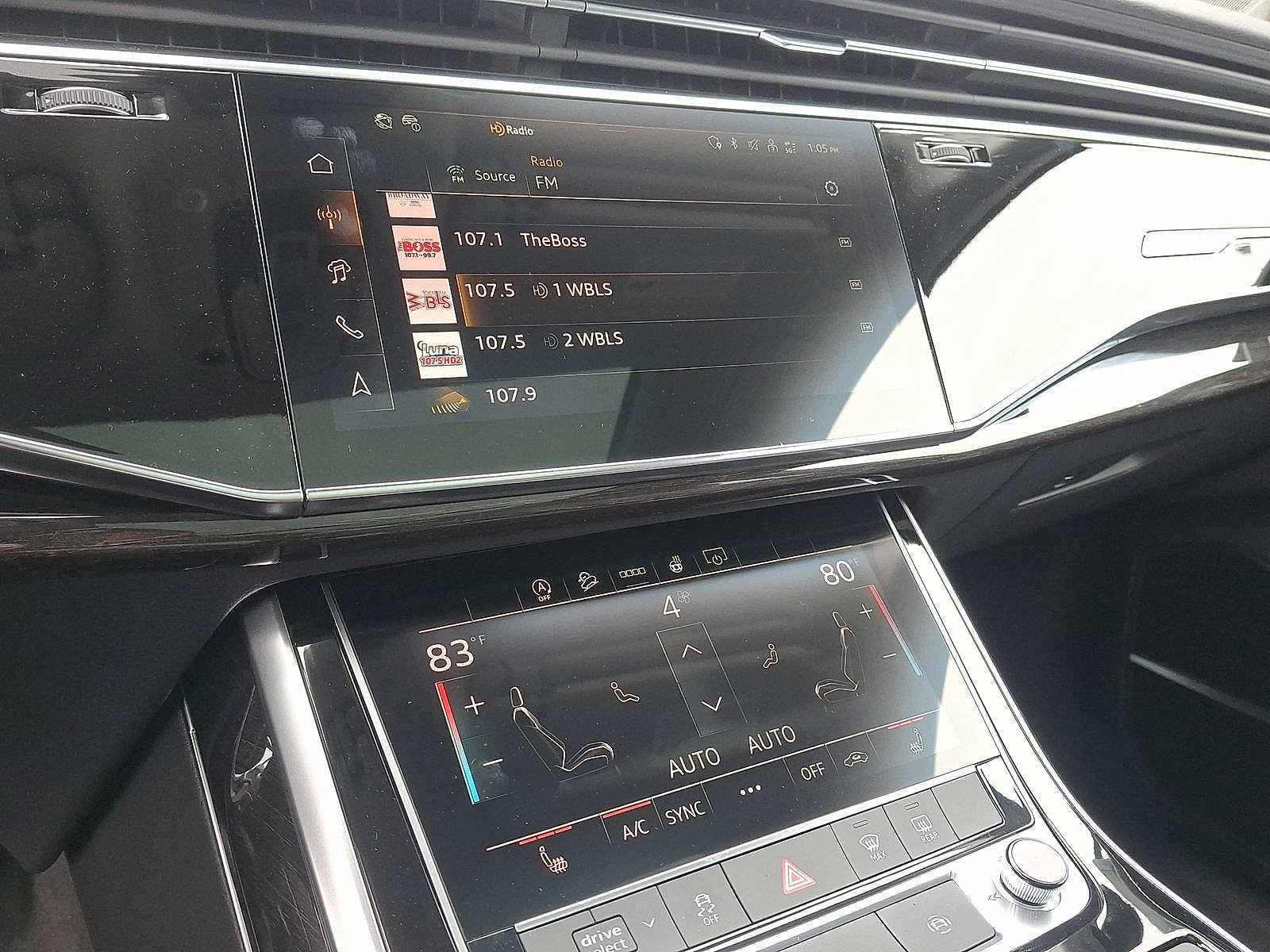 Thumbnail: 2026 Audi Q7 - 15