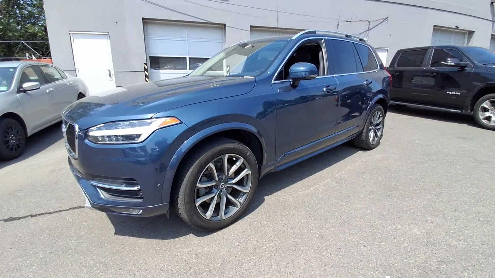 Thumbnail: 2018 Volvo XC90 - 4