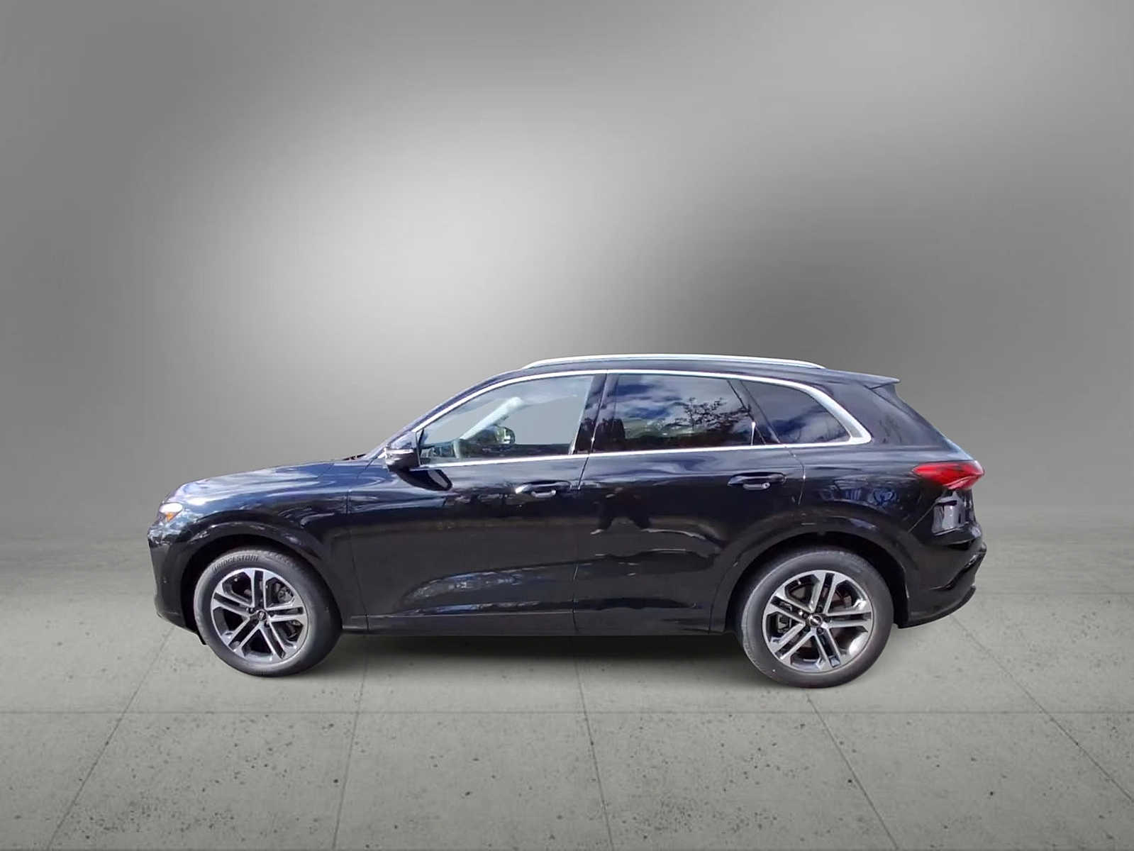 Thumbnail: 2025 Audi Q5 - 5