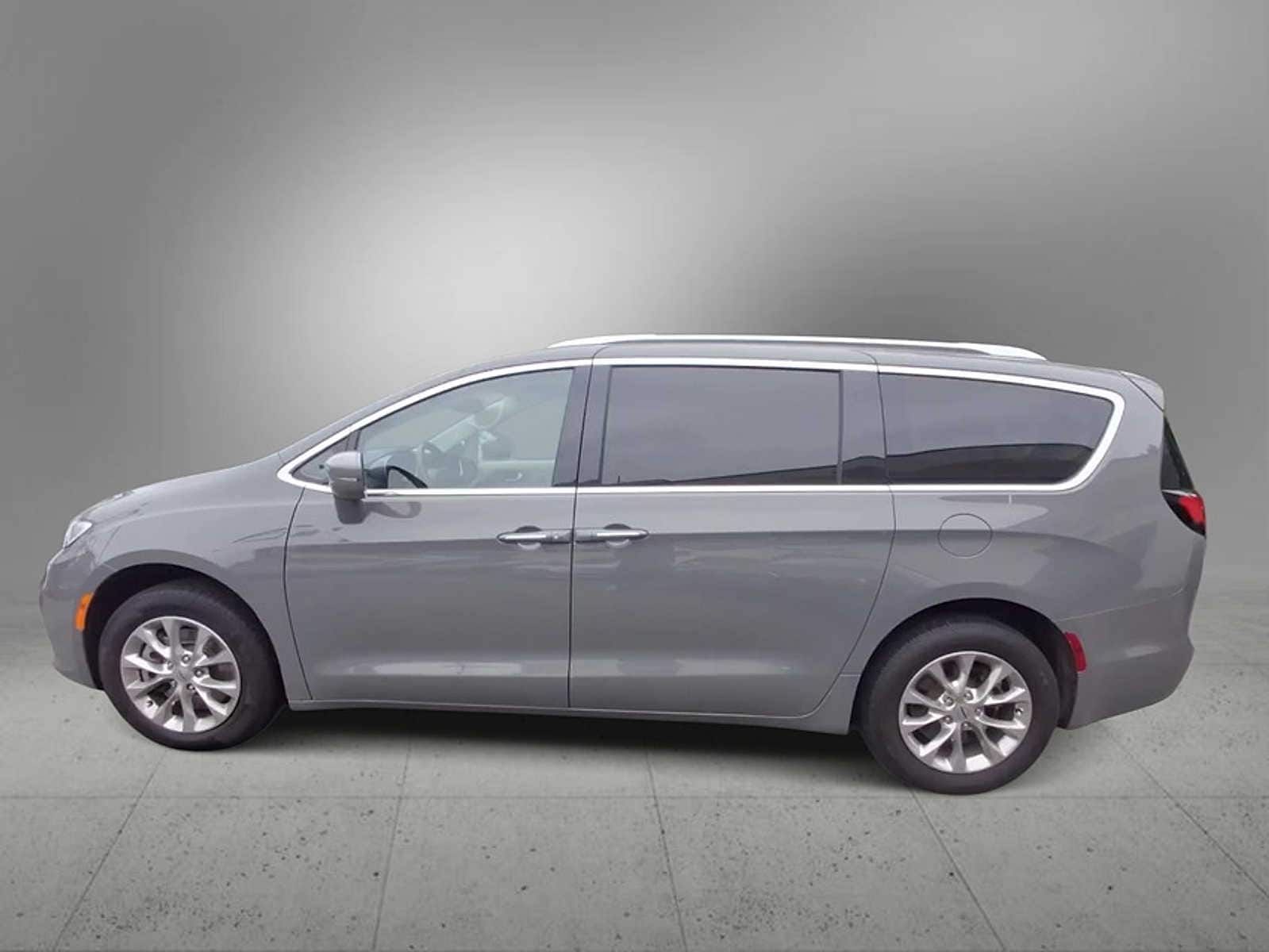 2021 Chrysler Pacifica Touring L 5