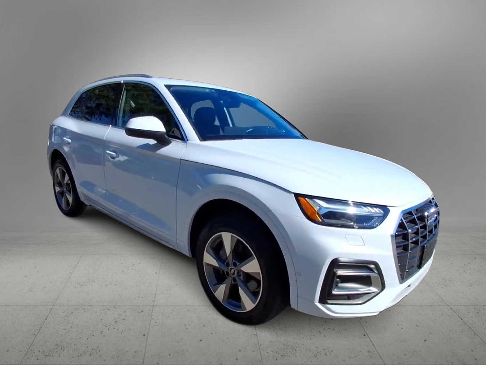 2023 Audi Q5 Premium Prestige photo 2
