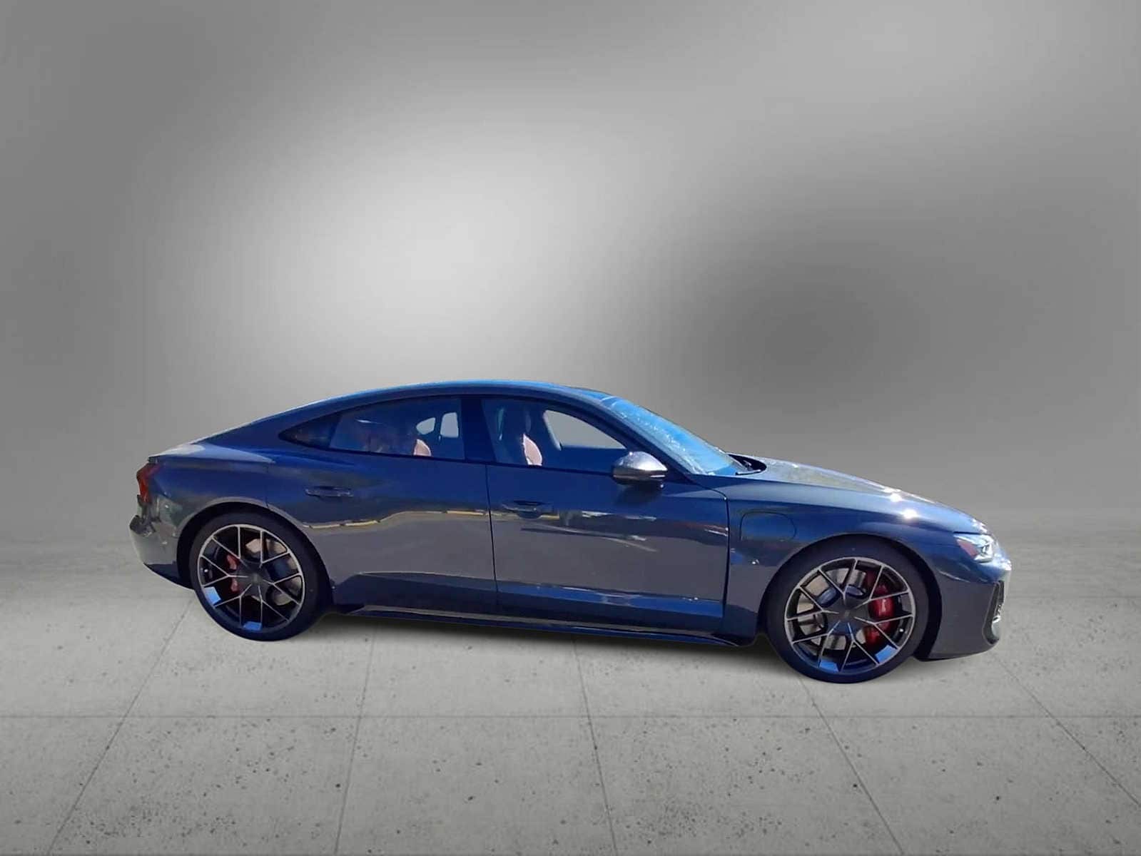 Thumbnail: 2026 Audi RS e-tron GT - 9