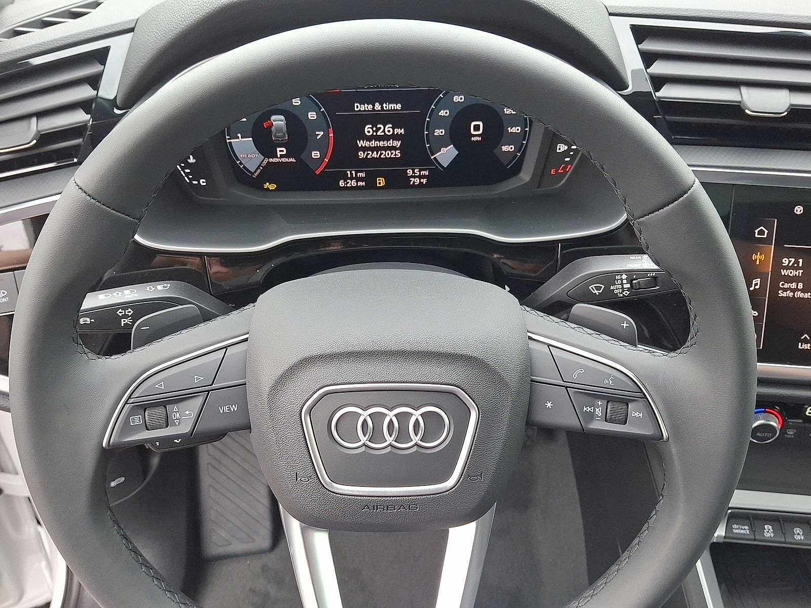 Thumbnail: 2025 Audi Q3 - 15