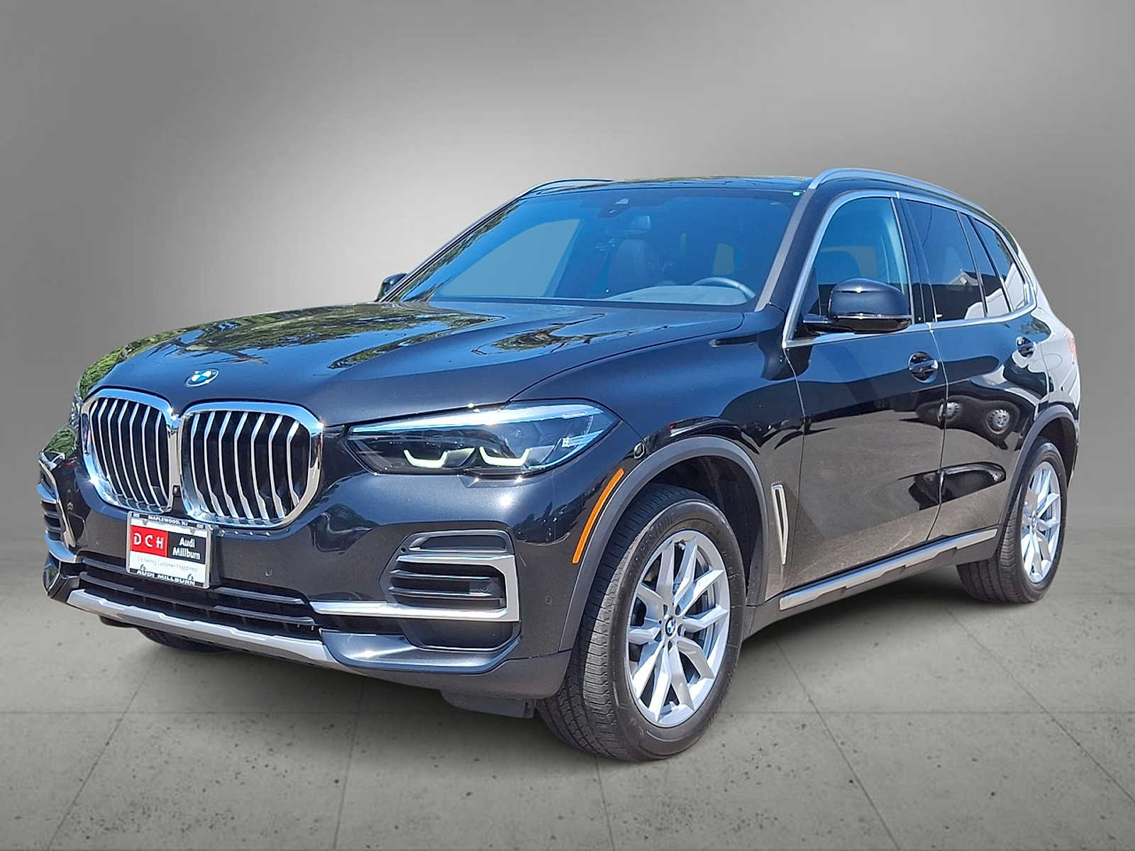 Thumbnail: 2022 BMW X5 - 1