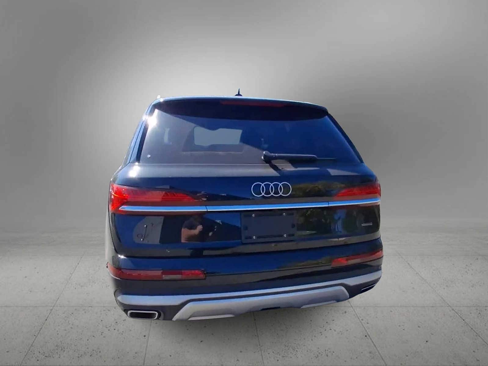 Thumbnail: 2025 Audi Q7 - 7