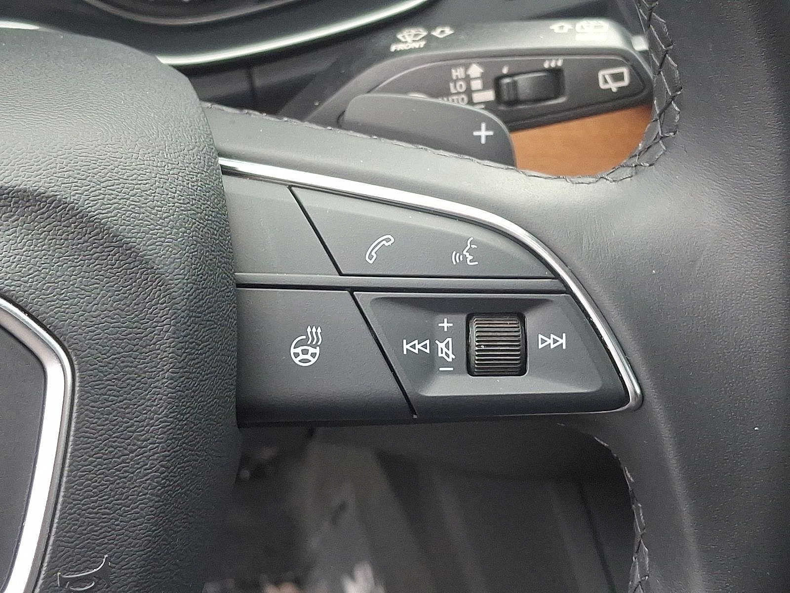 Thumbnail: 2023 Audi Q5 - 17