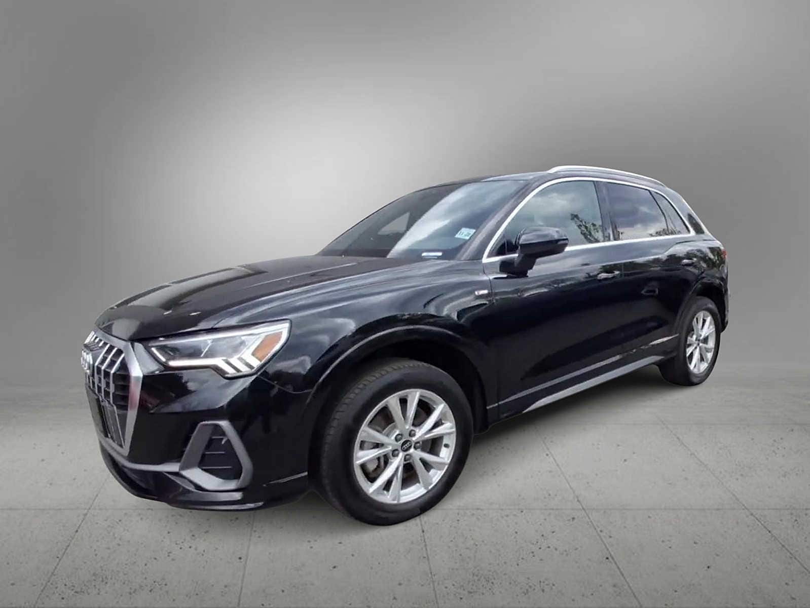 Thumbnail: 2024 Audi Q3 - 3