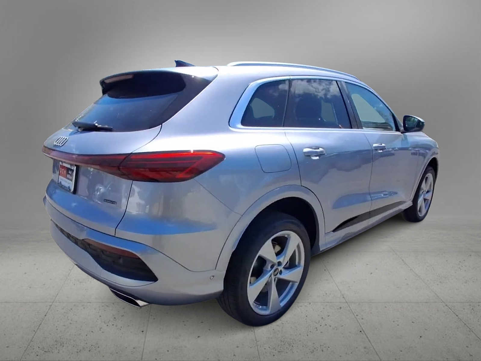 Thumbnail: 2026 Audi Q5 - 8