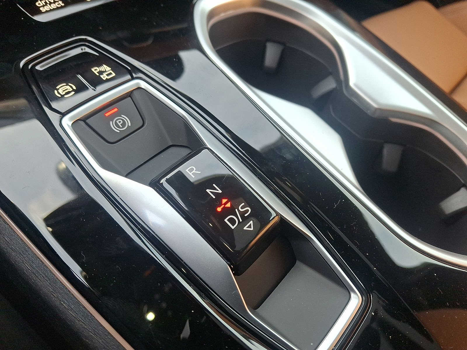 Thumbnail: 2026 Audi A6 - 14