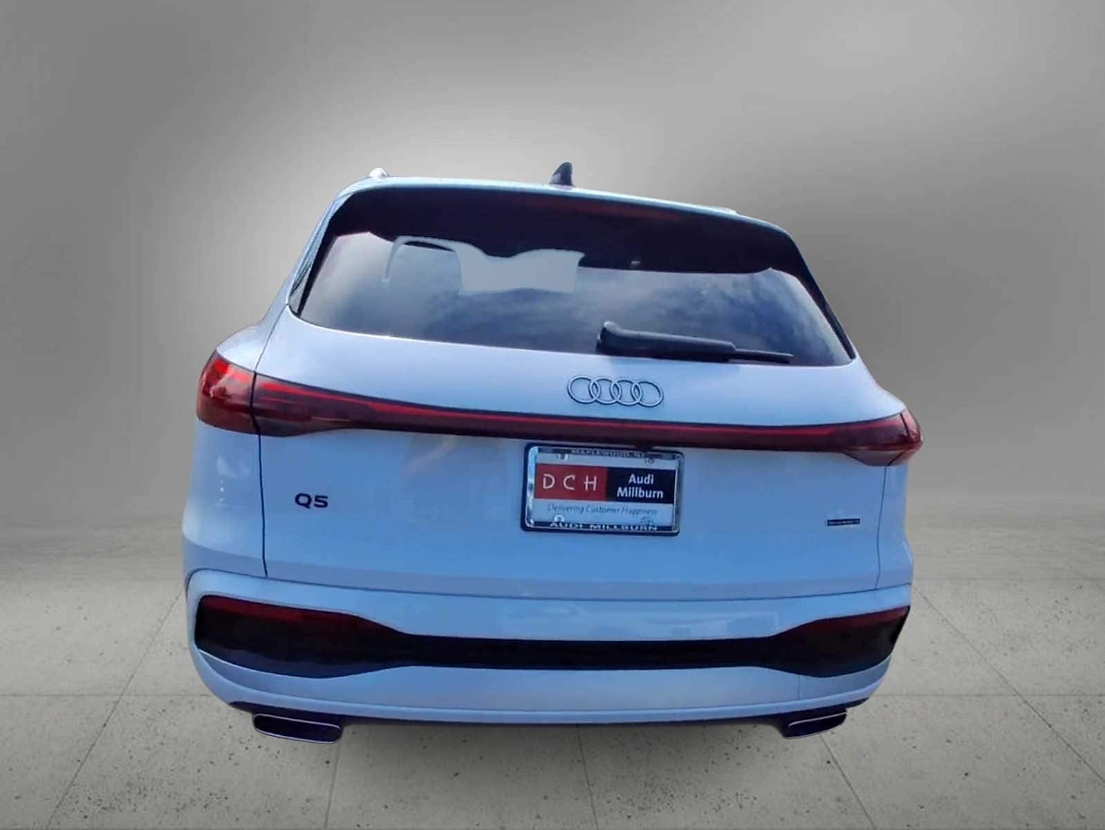 Thumbnail: 2025 Audi Q5 - 7