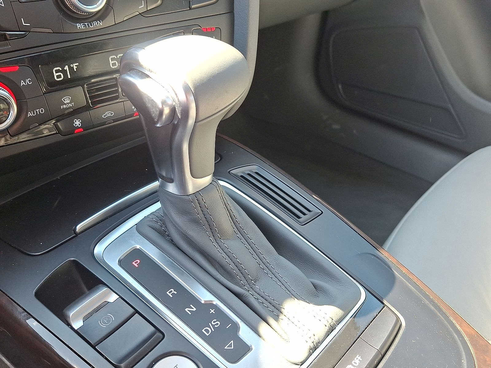 Thumbnail: 2016 Audi A4 - 11
