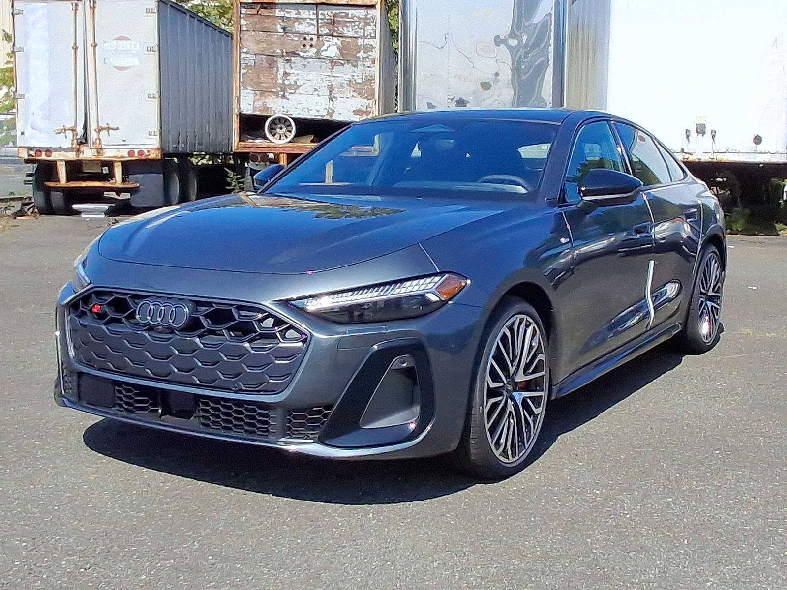 Thumbnail: 2025 Audi S5 - 10