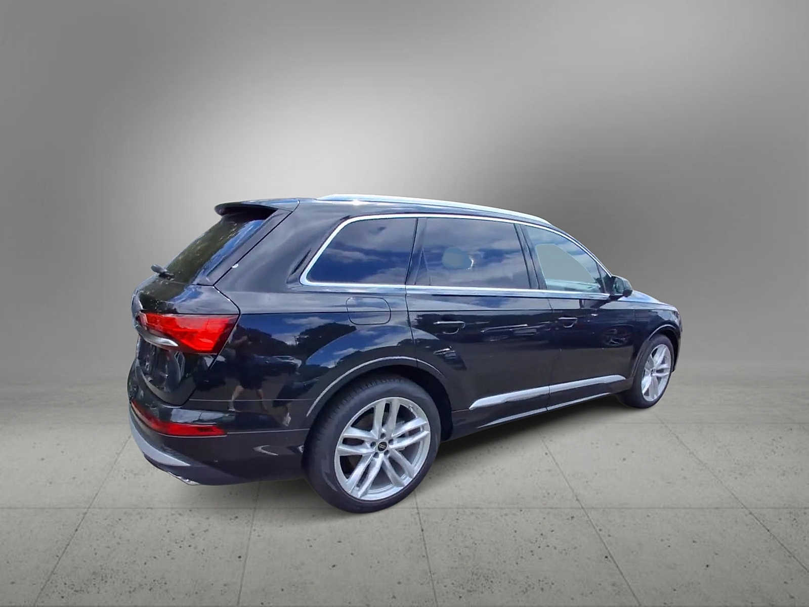 Thumbnail: 2025 Audi Q7 - 8