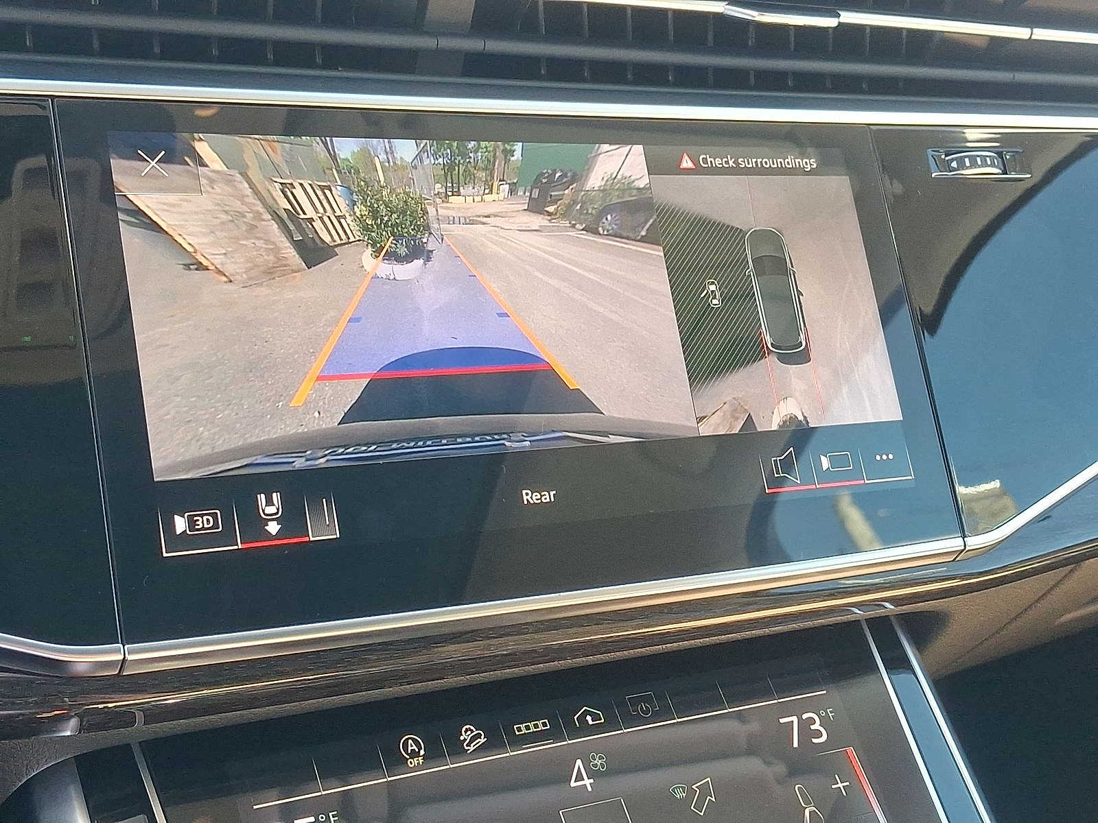 Thumbnail: 2023 Audi Q7 - 14